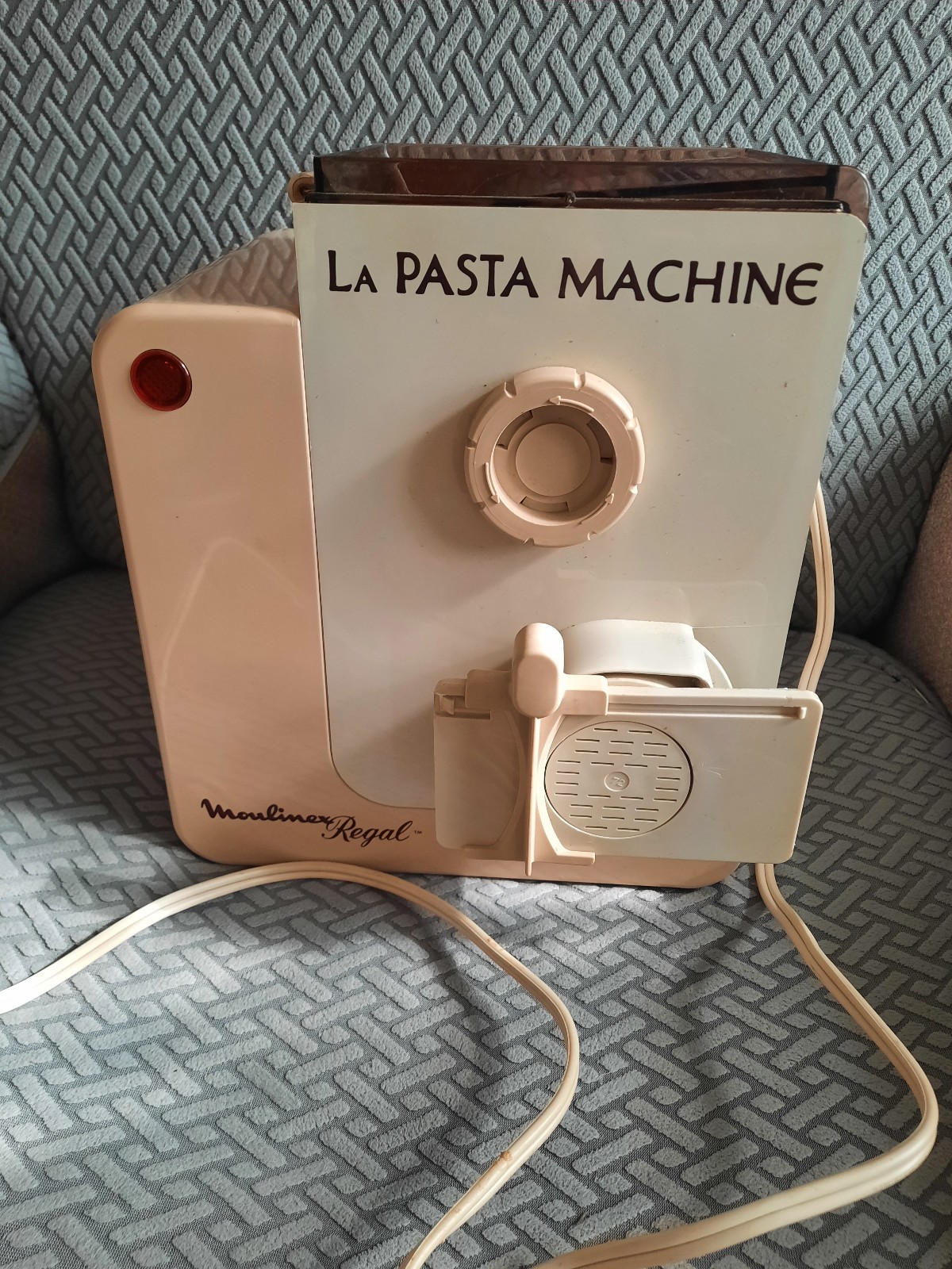 Vintage Moulinex 717 Regal La Pasta Machine Tested