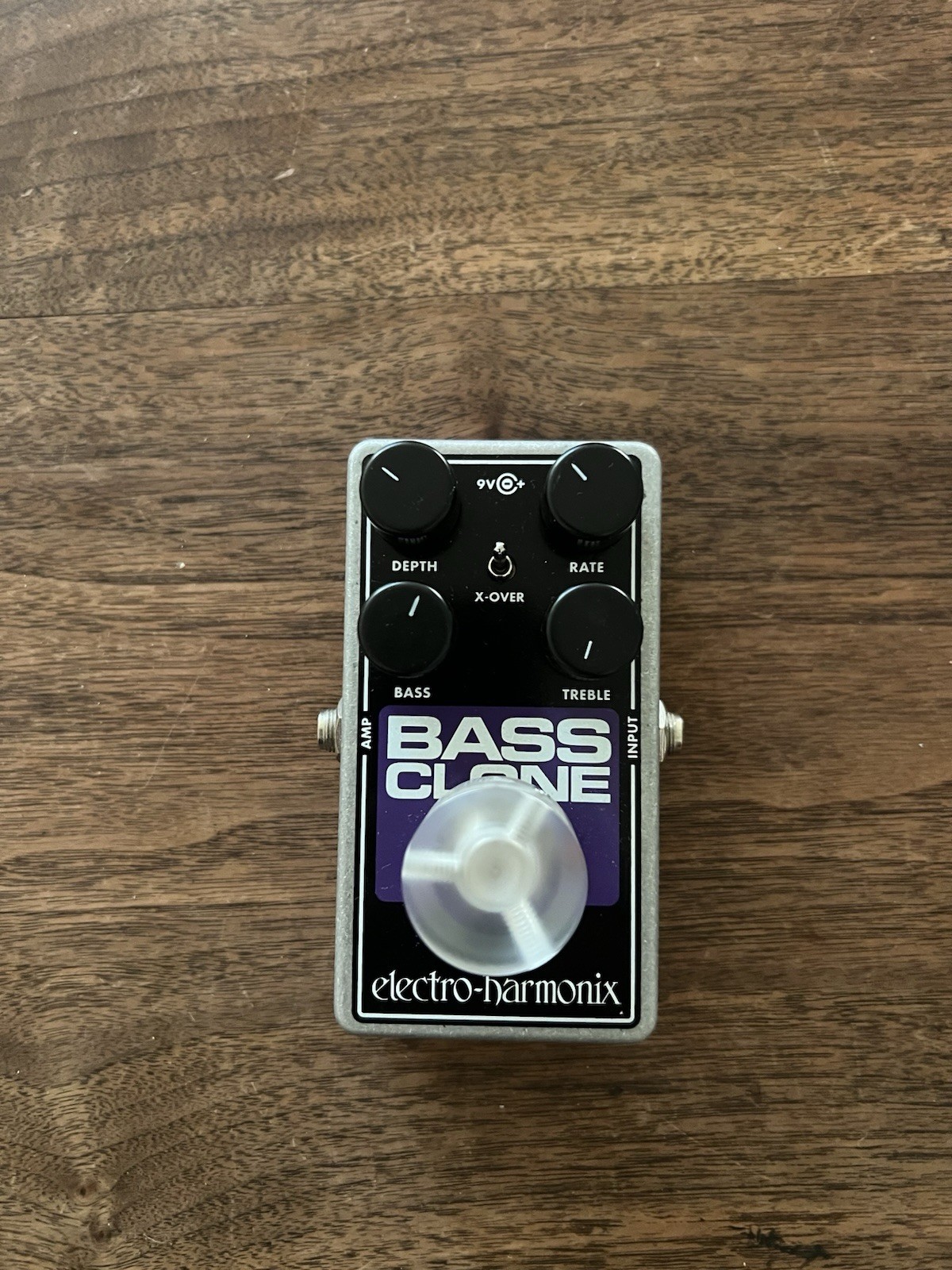 EHX Electro-Harmonix Bass Clone Analog Chorus Effects Pedal