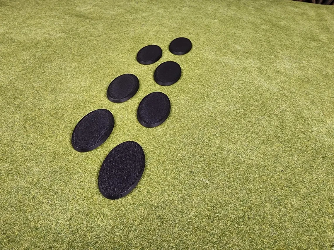 60x35mm Oval Bases - Plain Beveled Bases - Wargaming Old School Bases