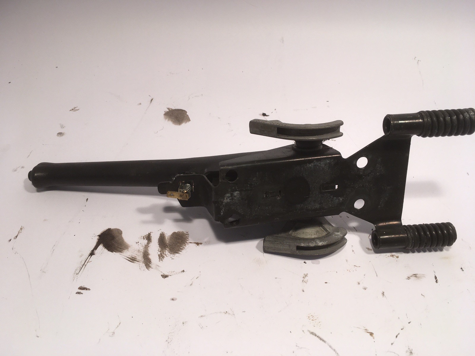 Volvo 240 Handbrake Handle Lever Assembly Unit 244 245 E Brake Release