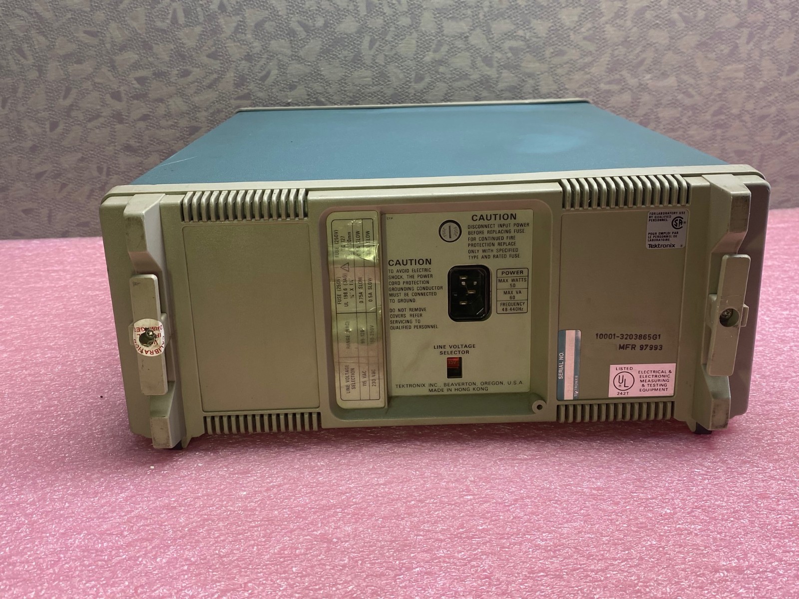 TEKTRONIX 2205 OSCILLOSCOPE