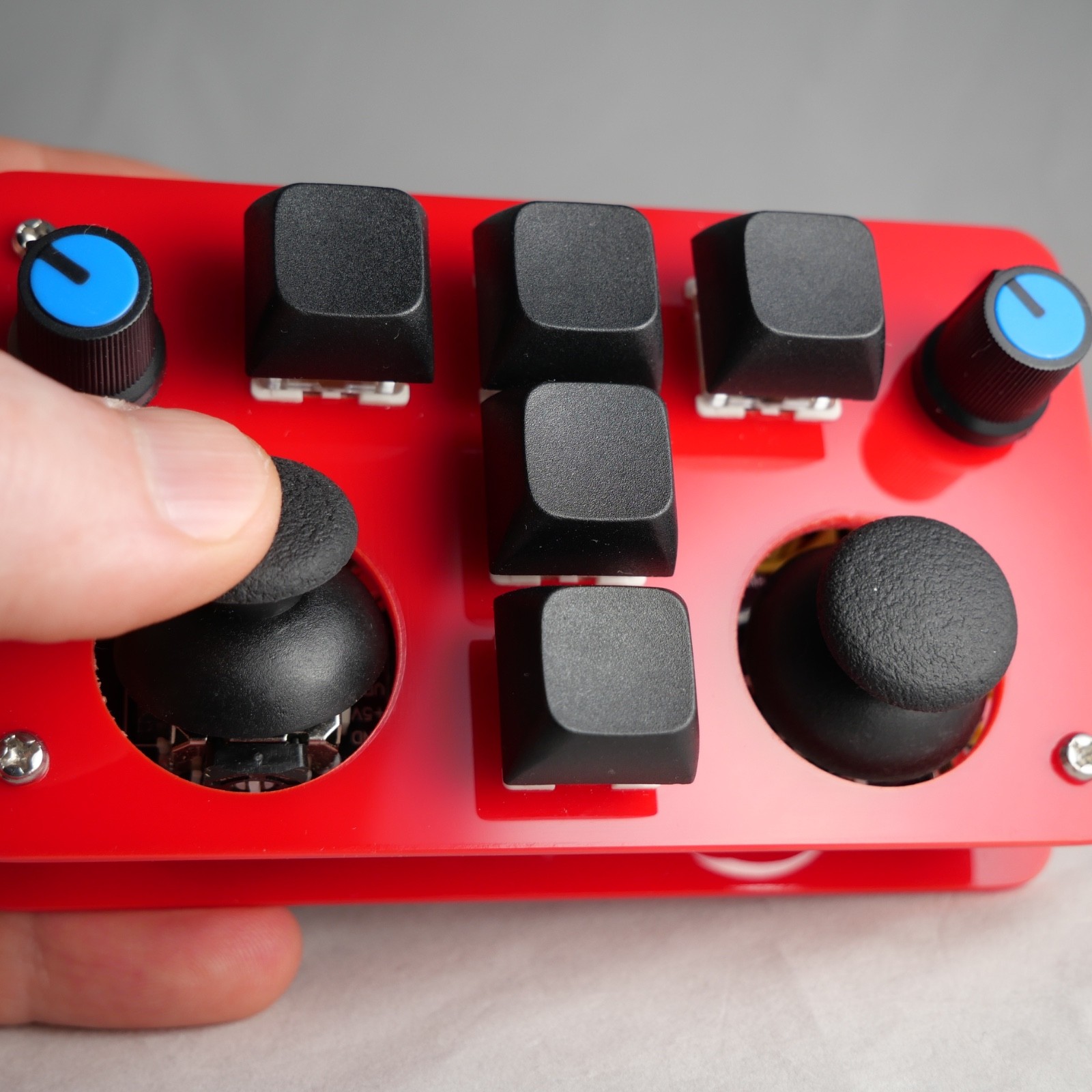 madMidi Acrylic Wireless Midi Controller