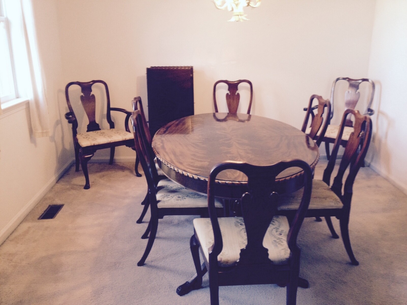 dining room table and 6 chairs set