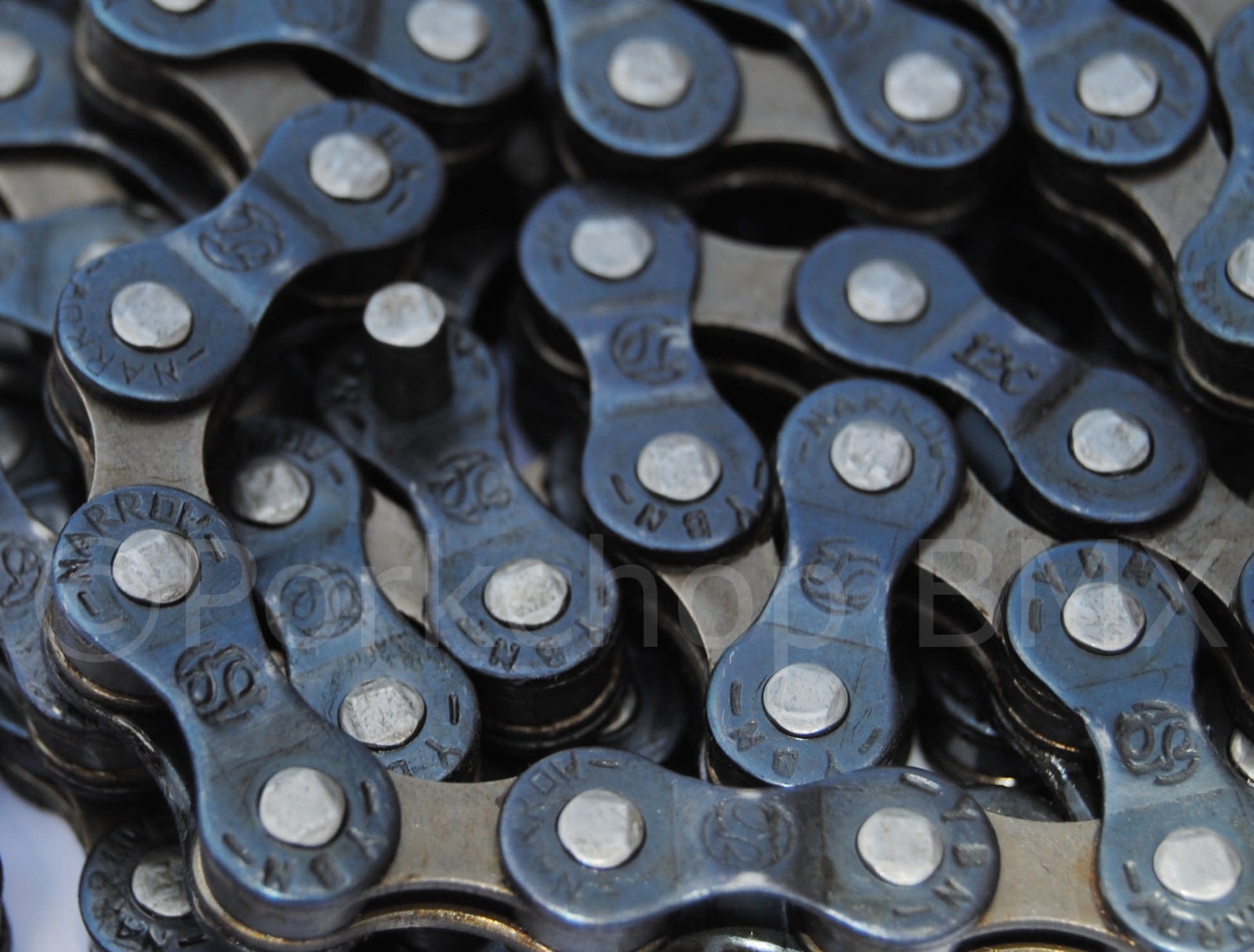 Yaban S50 bicycle chain 1/2" X 3/32"  - BLACK / BROWN