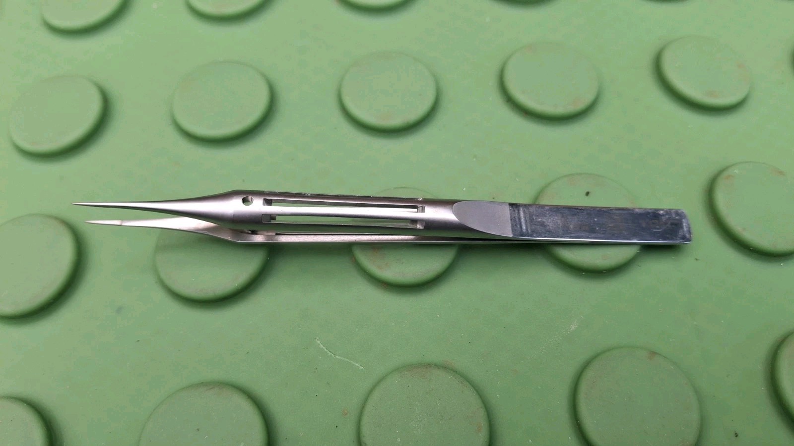 13241 Moria Ophthalmic Tying Forceps