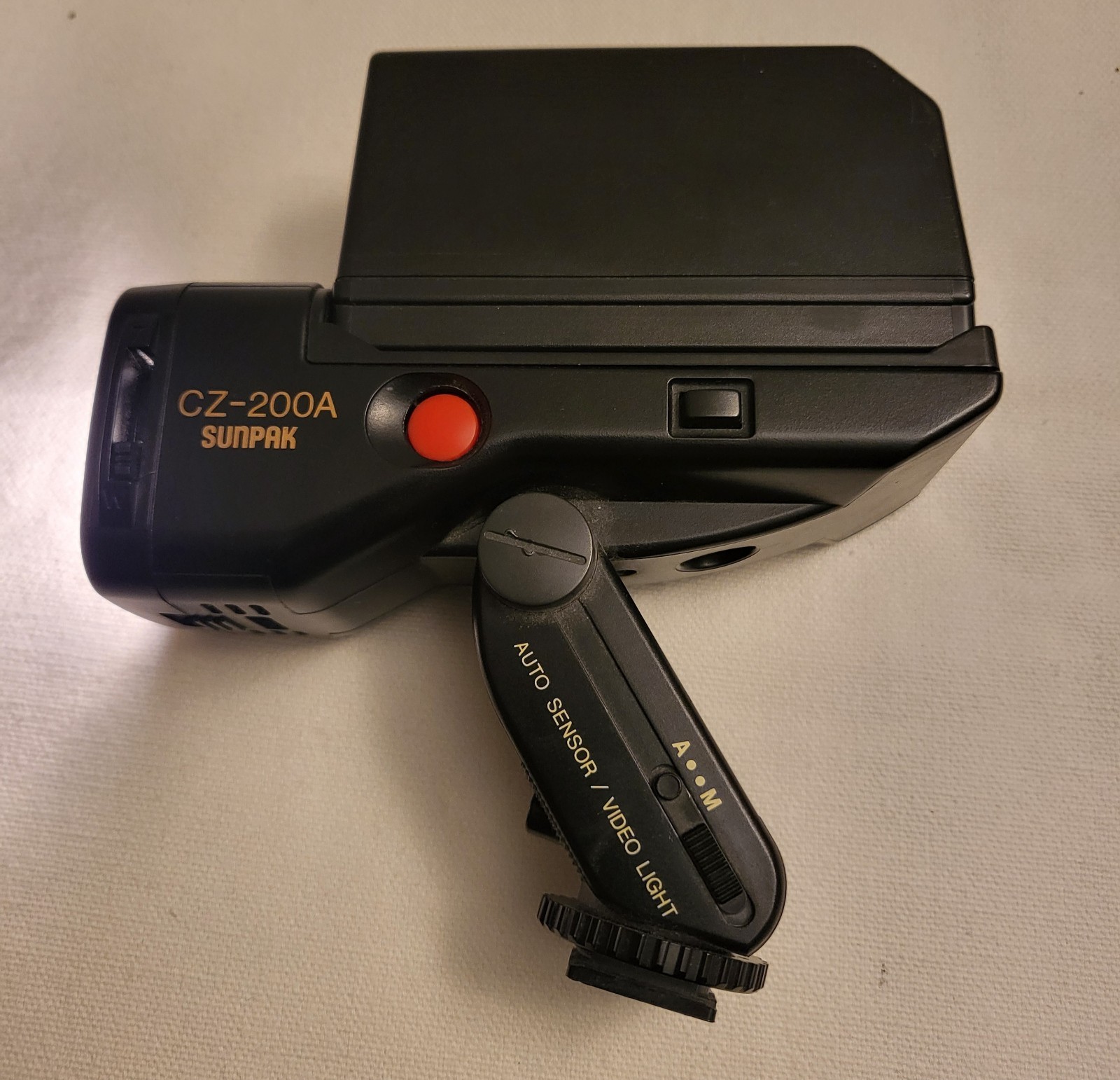 Sunpak Auto CZ-200 Auto Sensor Video Light, 2 Battery & Charger - Tested Working
