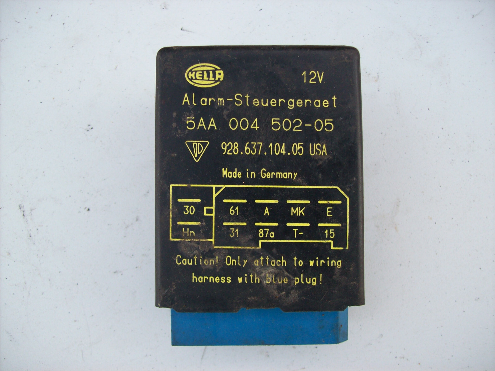 Porsche 911 928 944 Turbo - Hella Alarm Control Relay Module - 928.637.104.05