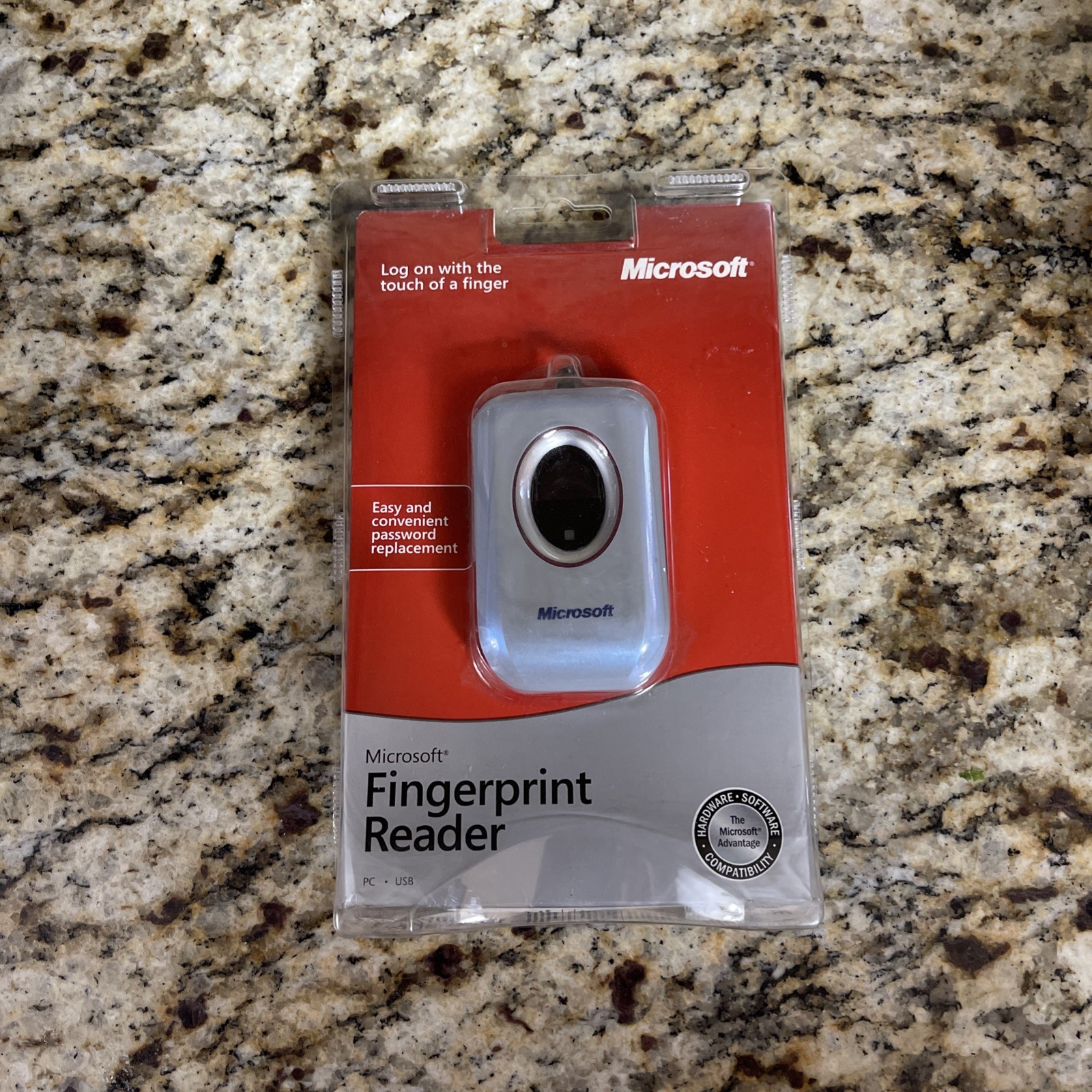 NEW SEALED Microsoft Fingerprint Reader Usb Model 1033 w/ CD and Manual