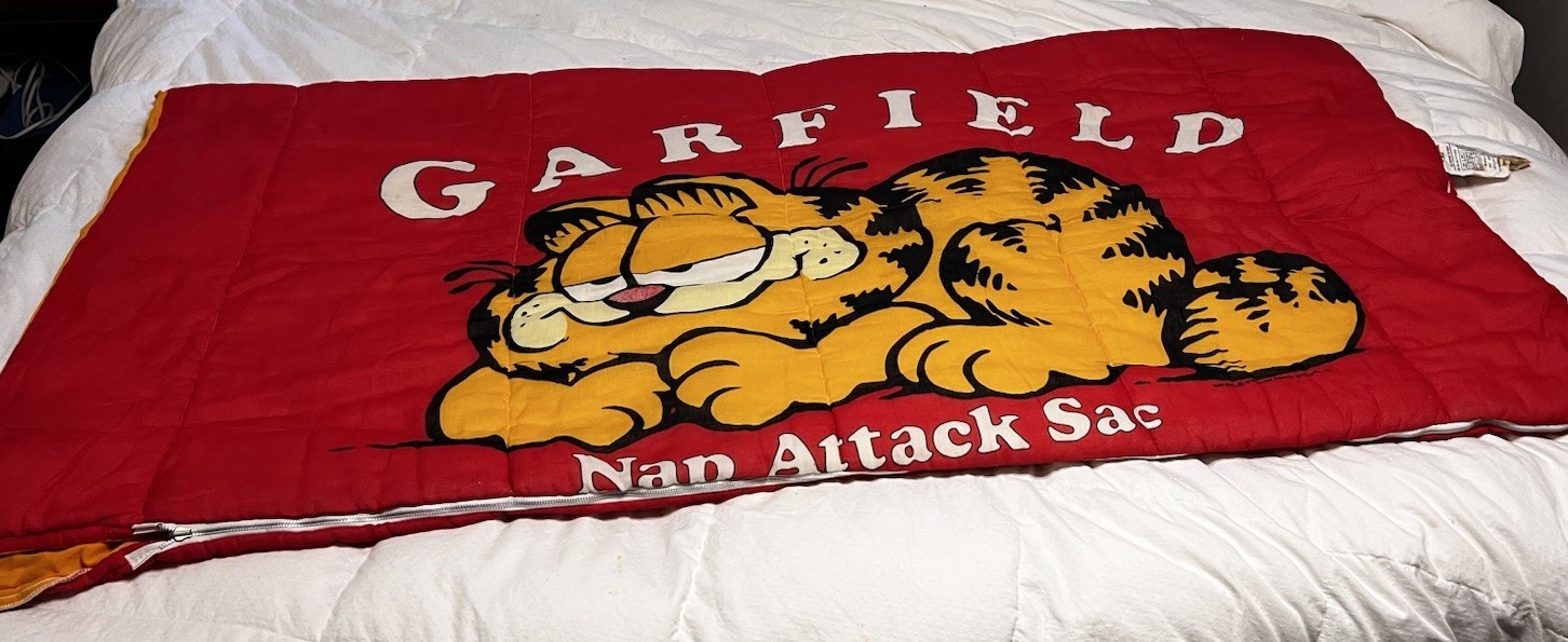 Vintage Garfield Sleeping Bag Red Cat Nap Attack Sac Zip Up Bedding 1978 62"x30"