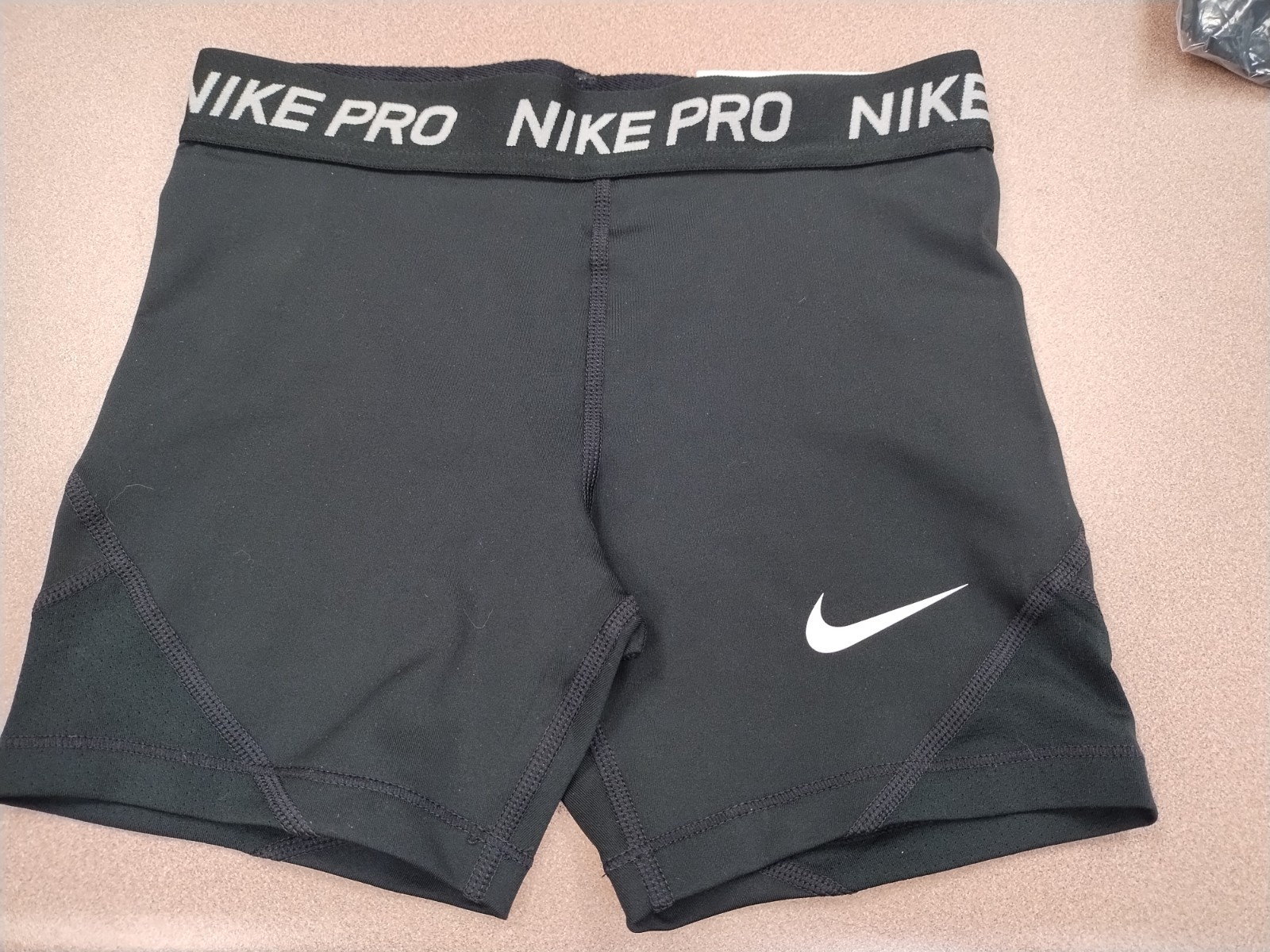 Youth Nike Pro Size Large Shorts Black 4-Inch Compression New Kids Boyshorts