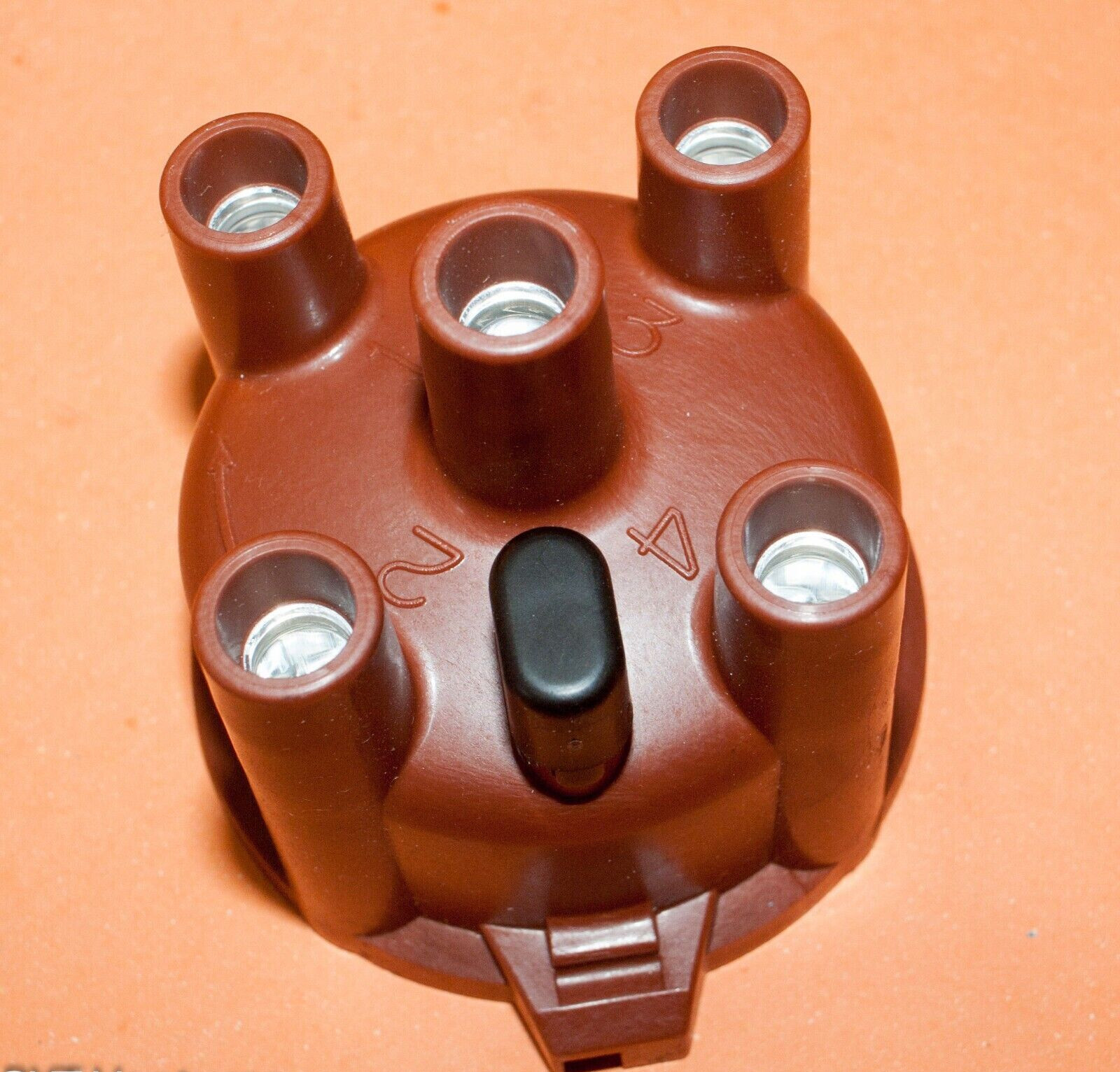NIPPONDENSO DISTRIBUTOR CAP - FITS: MITSUBISHI L300 & L200 PICK-UP (1986-96)