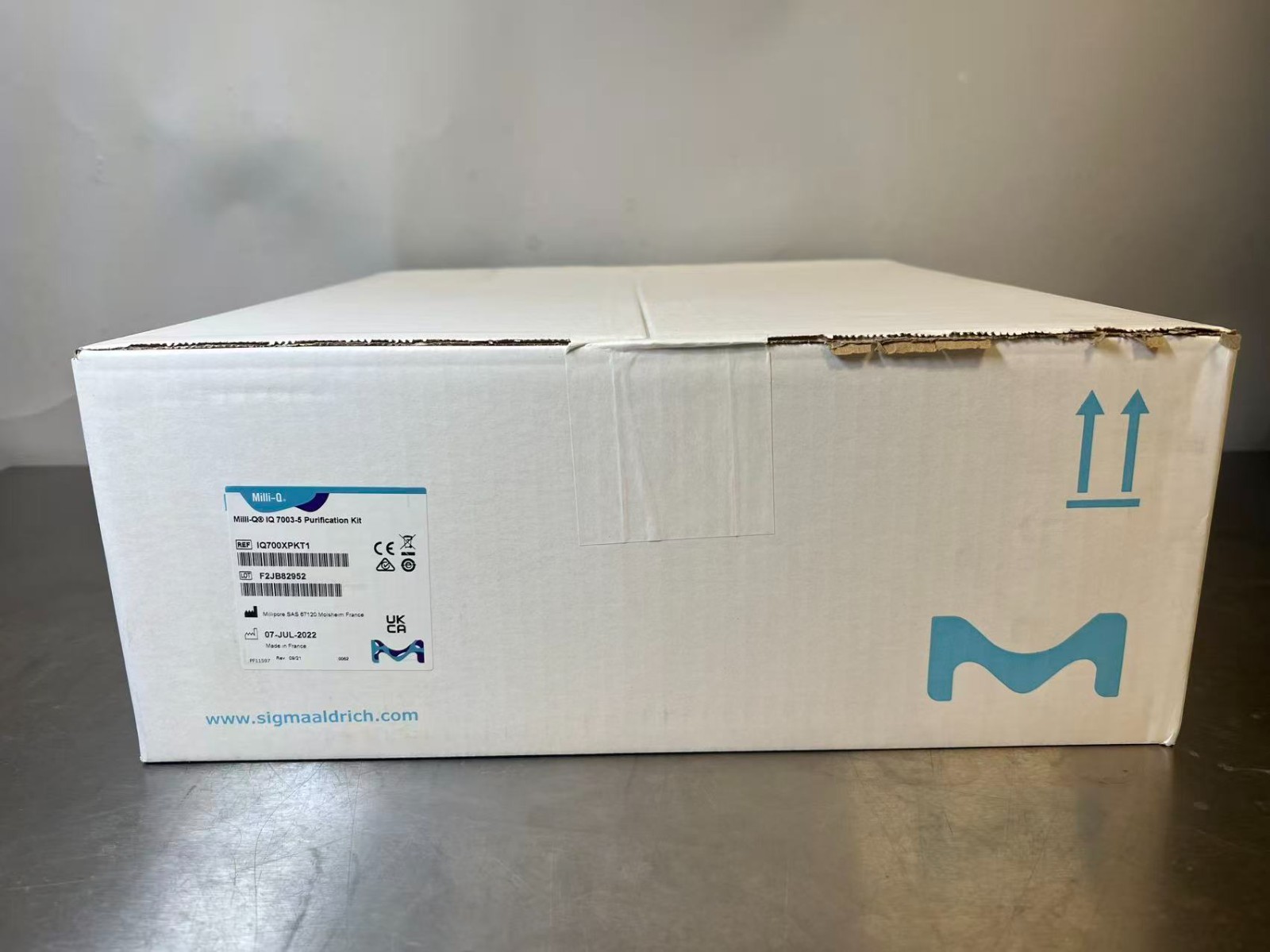 Millipore IQ700XPKIT Milli-Q IQ 7003/05 Ultrapure Water Purification Kit