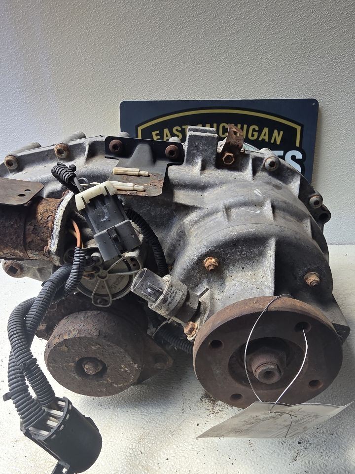 Transfer Case Automatic Transmission Fits 03-04 SORENTO 331925