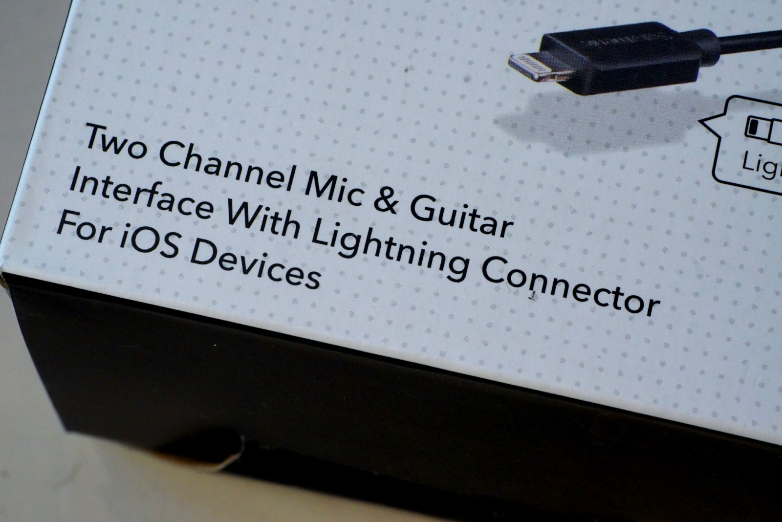 Saramonic 2-Channel Audio Interface w/XLR, 1/4" & 1/8" for Apple iPhone