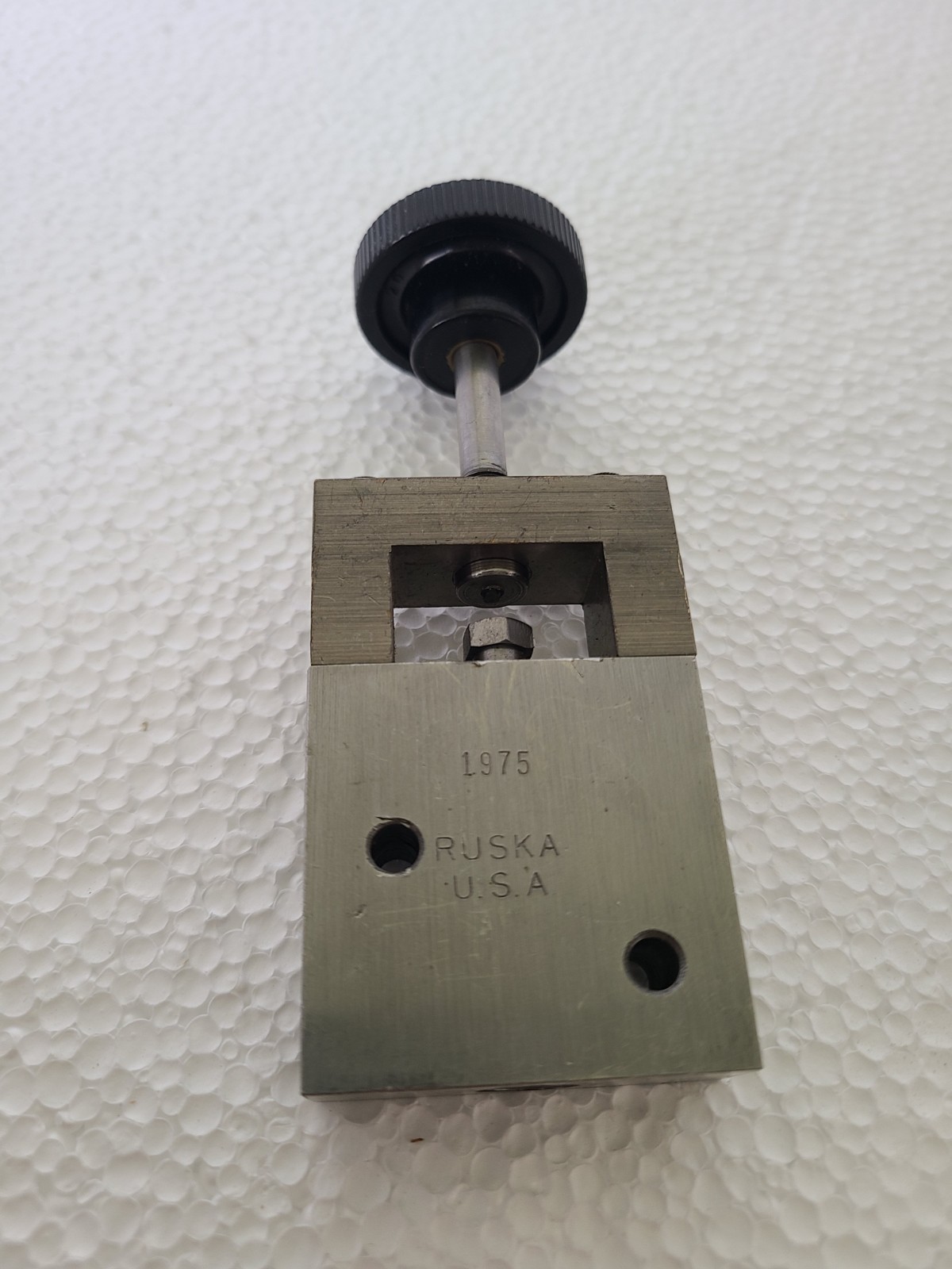 Ruska 1975 1/8" NPT 3-WAY Valve, Broken Pin!!!, For Parts Or Repair