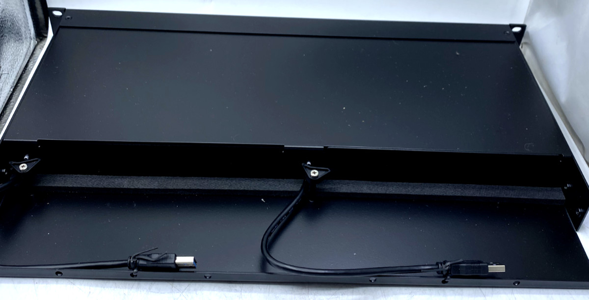 Sonnnet Rackmac MIni Rackmount Enclosure For 2 Mini Mac New