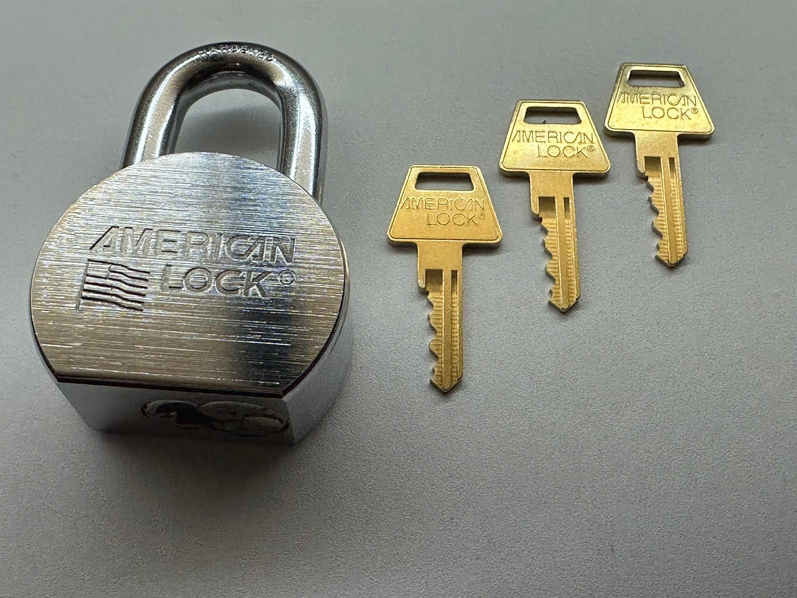 American Lock Company Series 700 Hardened Steel Padlock And 3 Six Pin  Keys