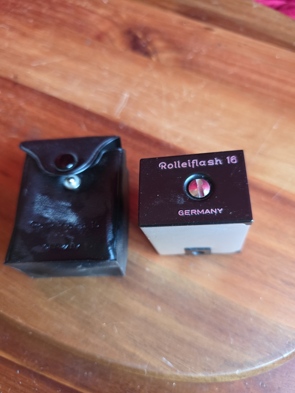Rollei Rolleiflash 16 Germany With Original Case