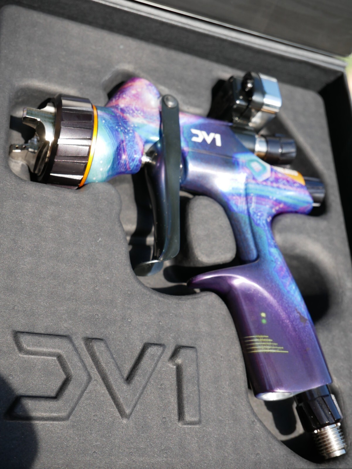 Devilbiss 905923 DV1 Clearcoat New School C1+ & C2+ DIGI Gravity Gun Kit ✅