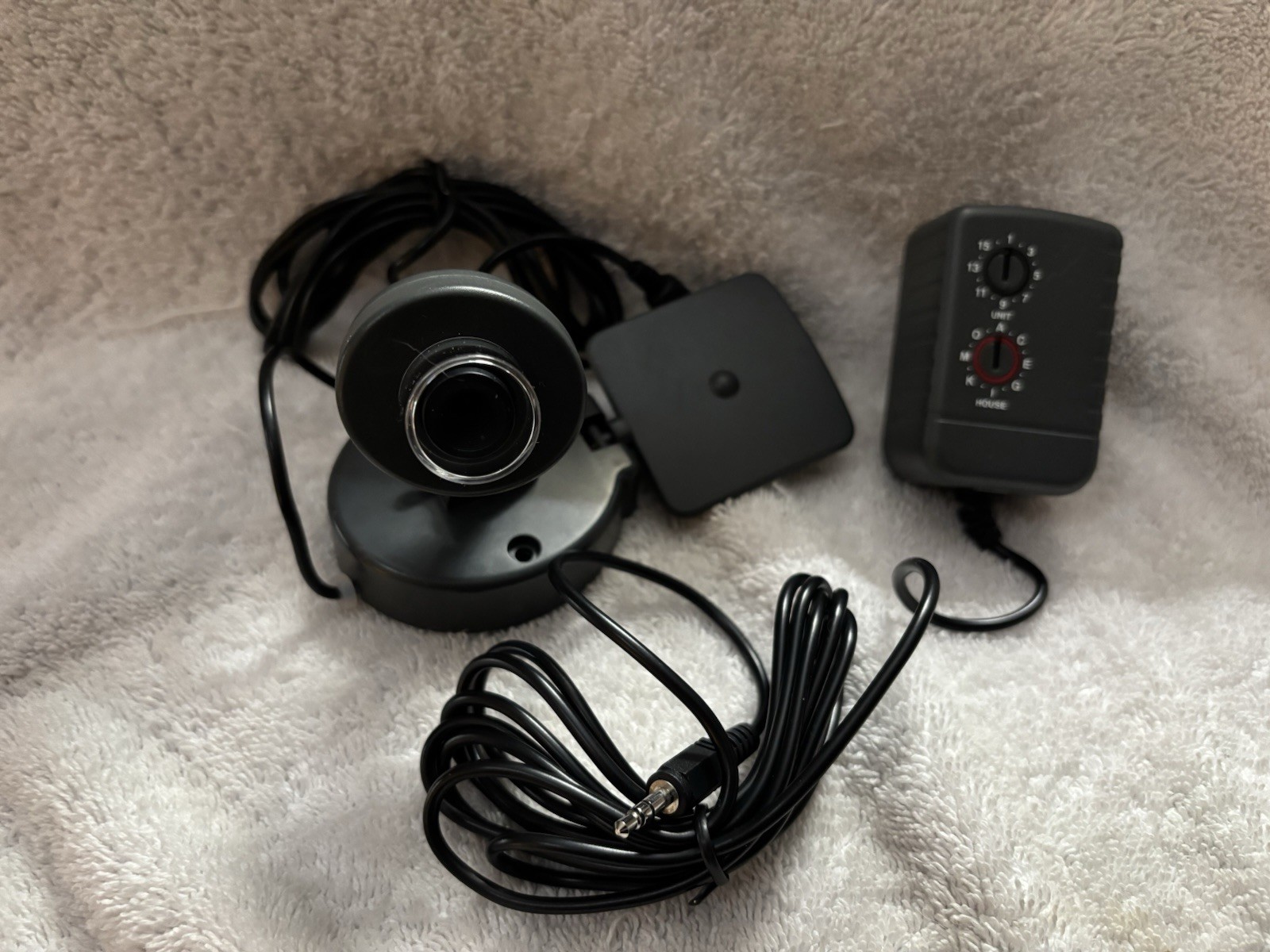 X-10 2.4GHz Anywhere Camera XX16A-C - Open Box