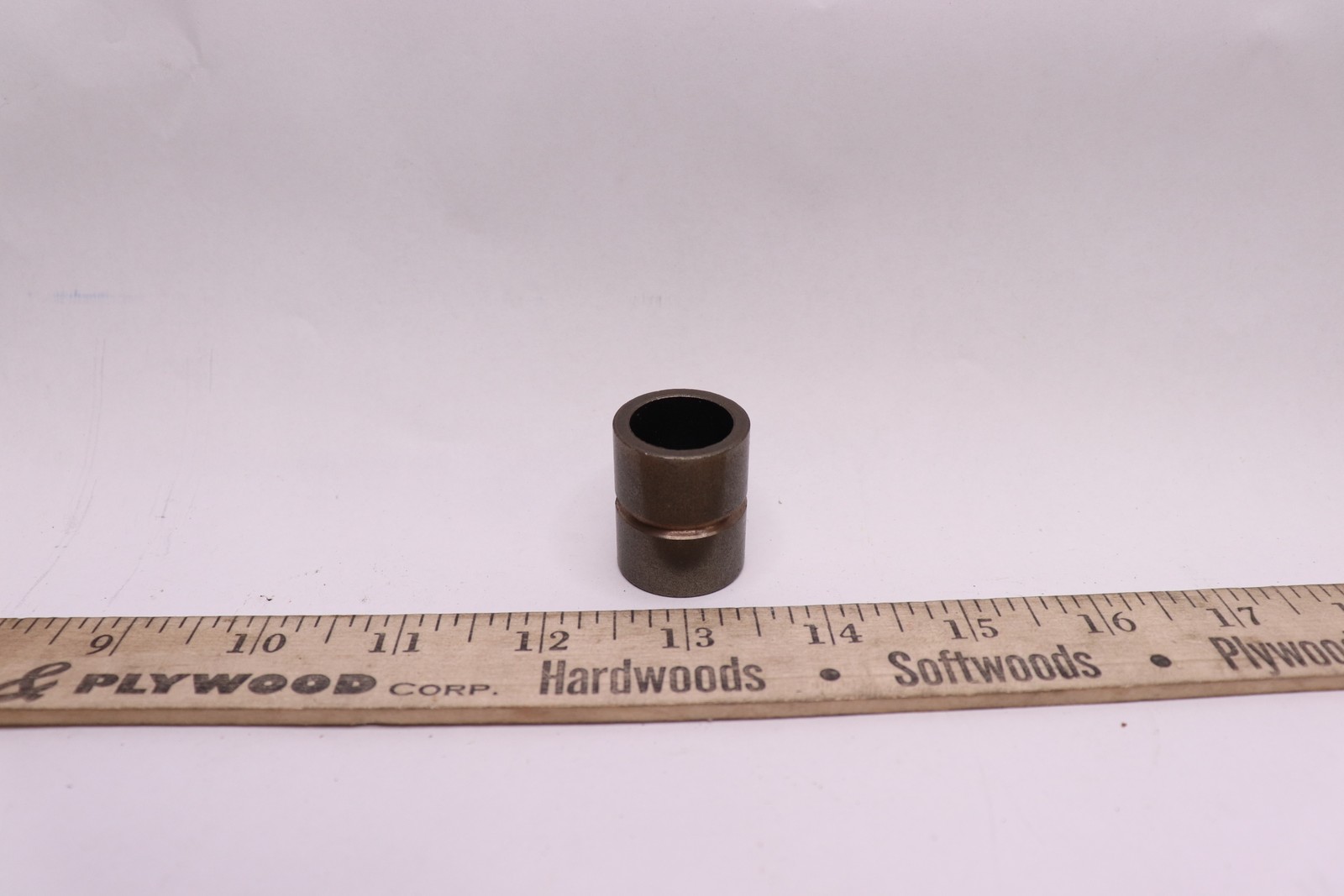 Raymond Sleeve Bushing 1025348-007