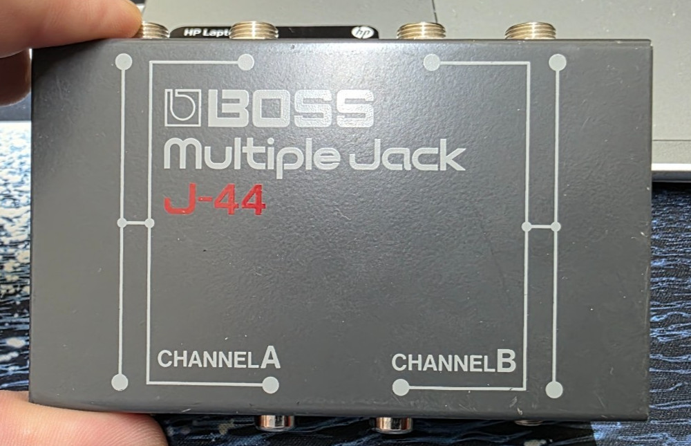 Boss J-44 Multiple Jack