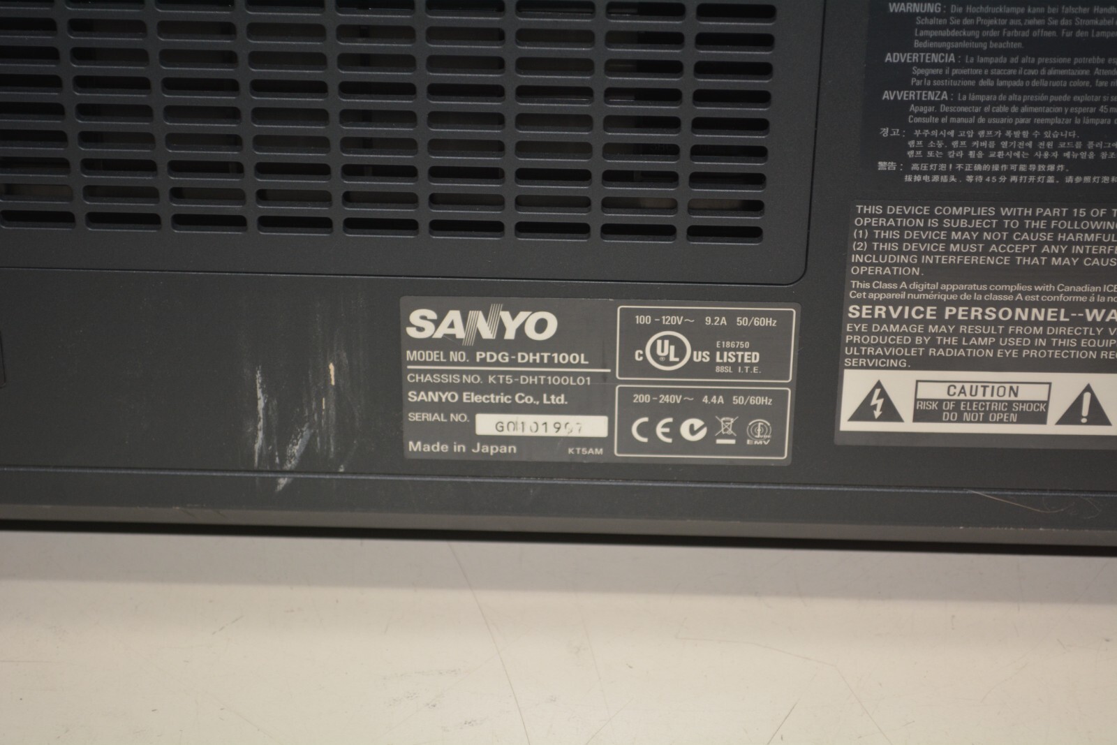^ Sanyo PDG-DHT100L HD - 6500 ANSI Lumens - 160 Lamp Hours HDMI No Lens #W3764