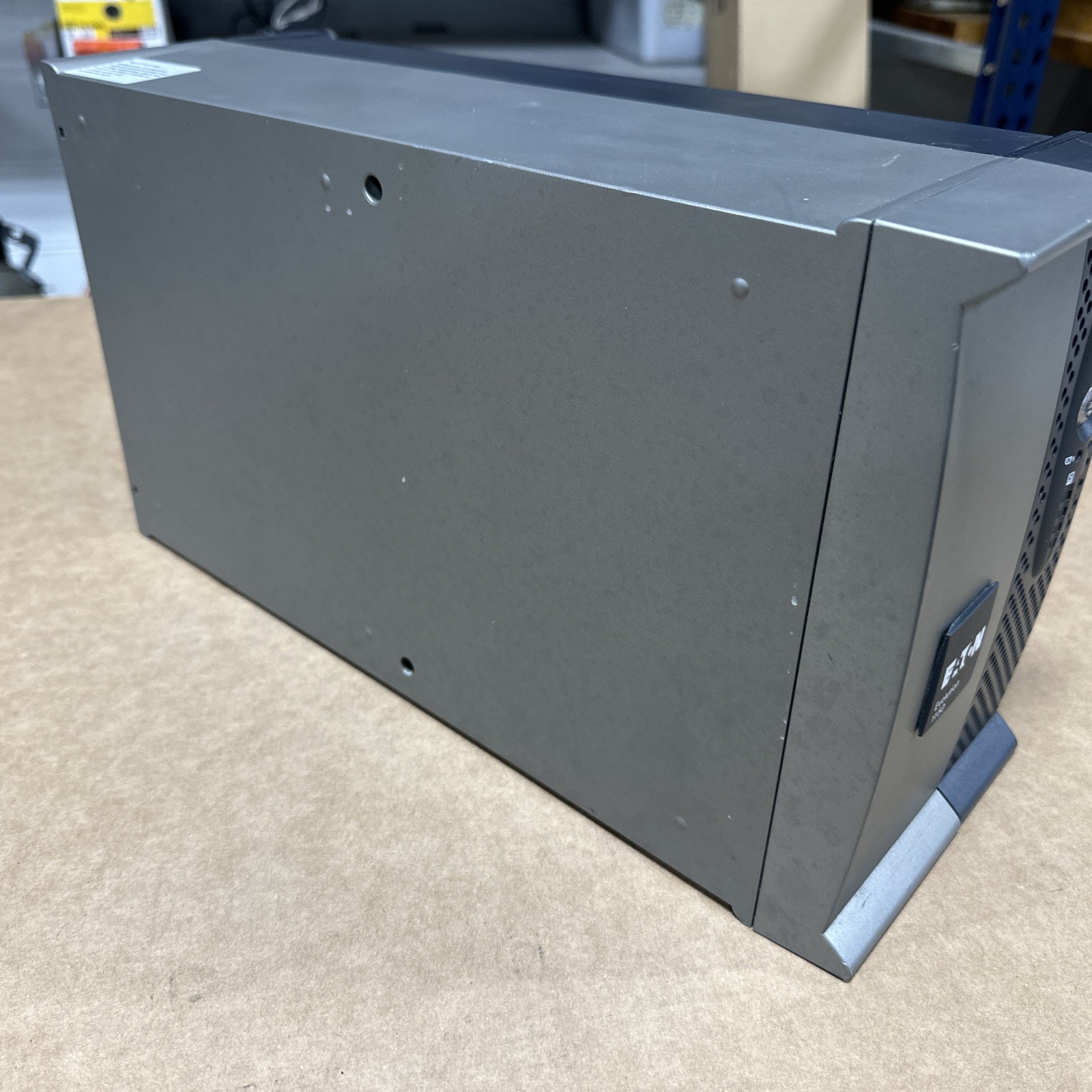 Eaton Evolution 1150 UPS