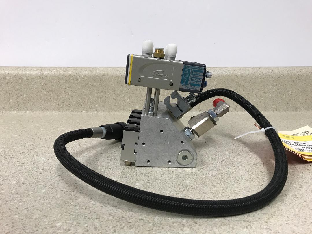 Nordson 8531145 Mini Blue Applicator NEW