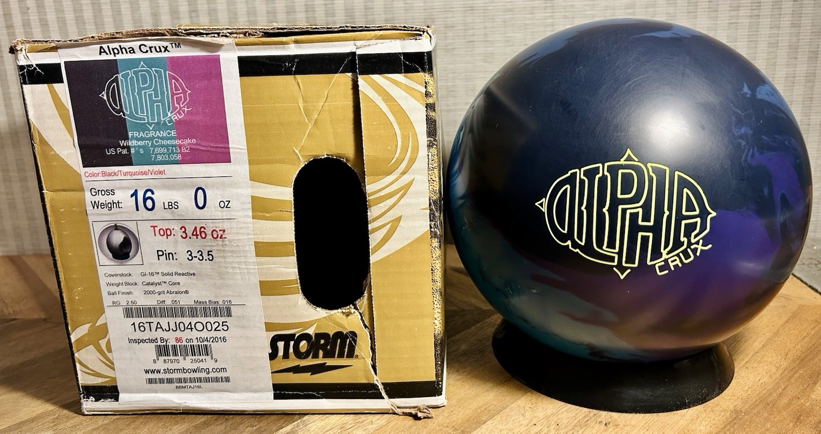Storm Alpha Crux Bowling Ball NIB 1st Quality I 16lbs 0oz 3-3.5"pin 3.46oz TW