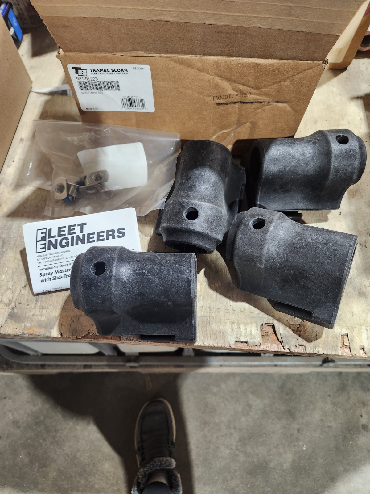 Fleet Engineers 031-01293 Fender Brackets Slidetrax Set FRX-19 Series