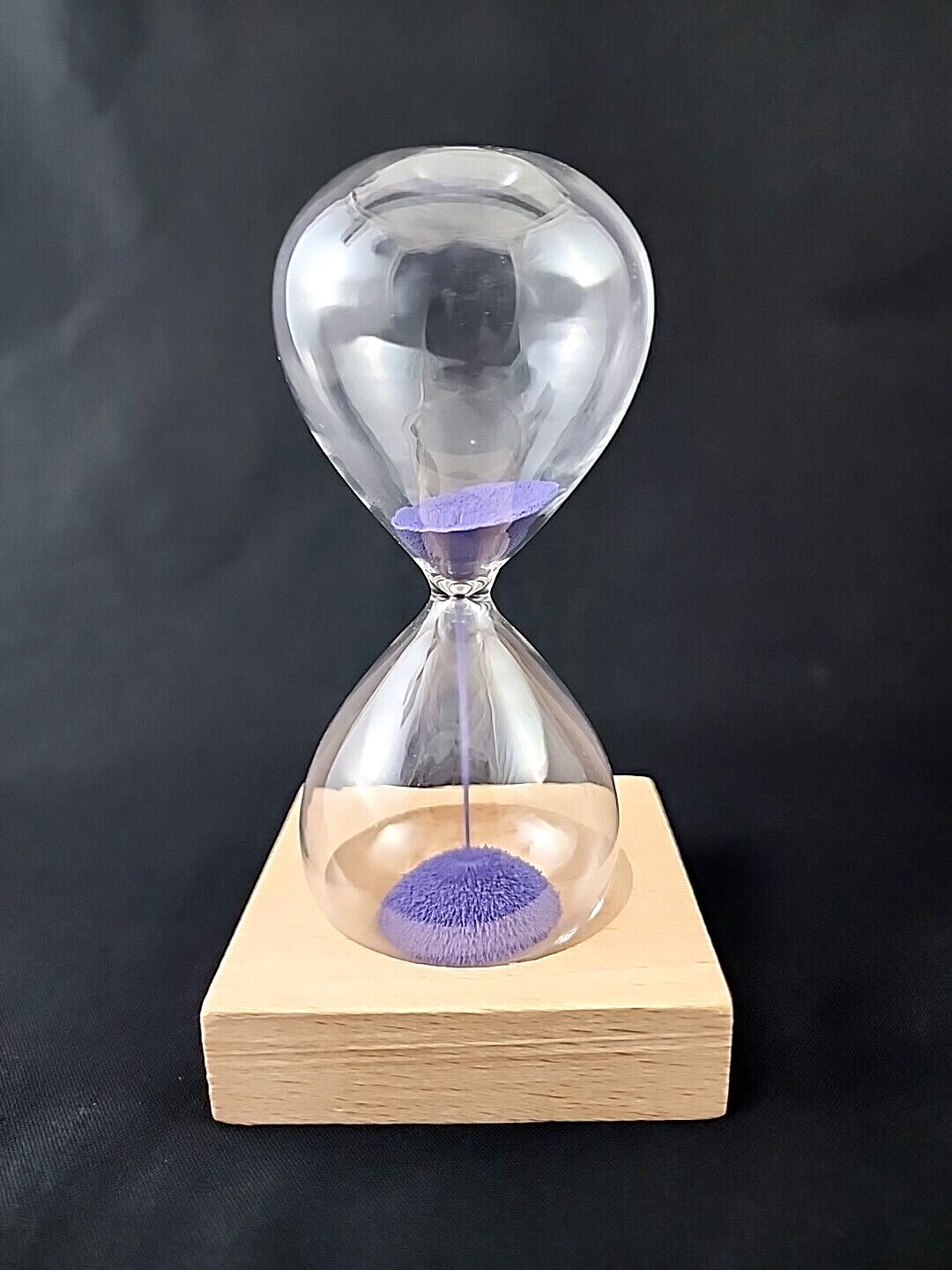 Magnetic Hourglass Sand Timer Hand Blown Hour Glass for Office Desk Home Decor