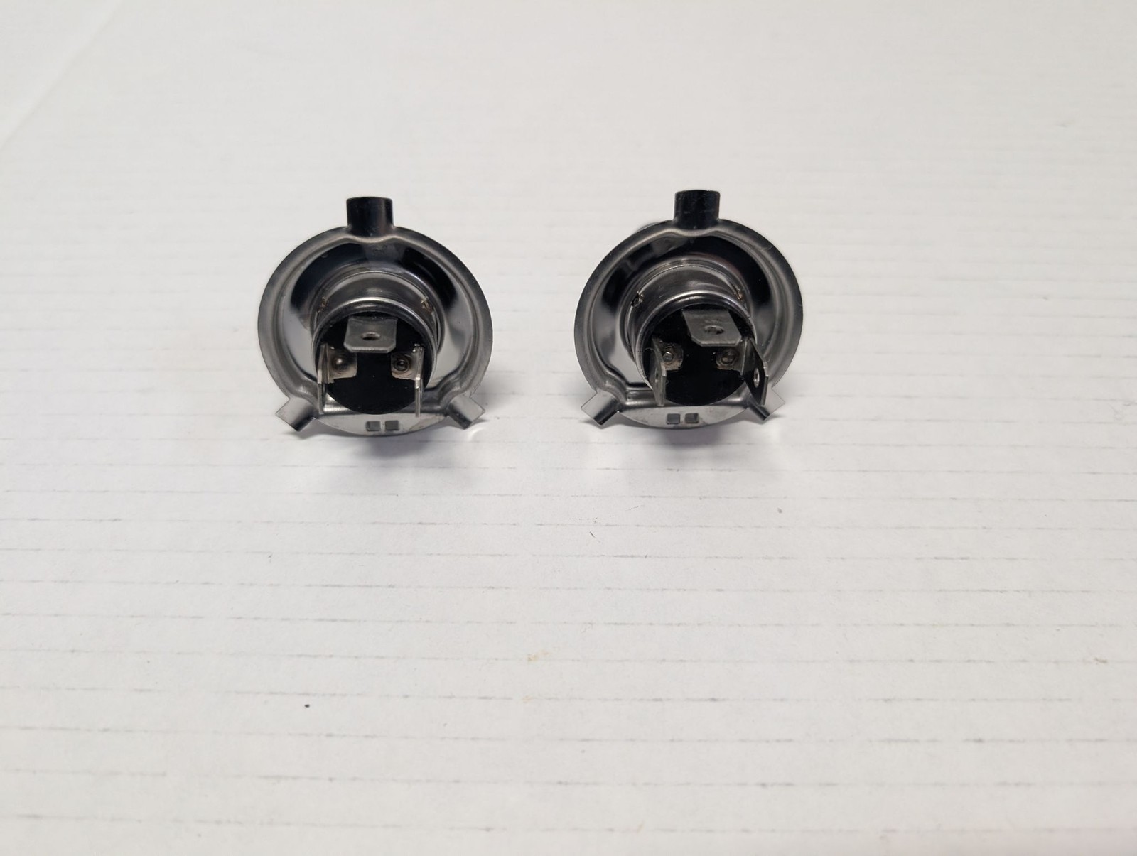 2000 - 06 Honda Insight Halogen Headlight Bulbs 2 Pack H4 3-Prong 12V headlight