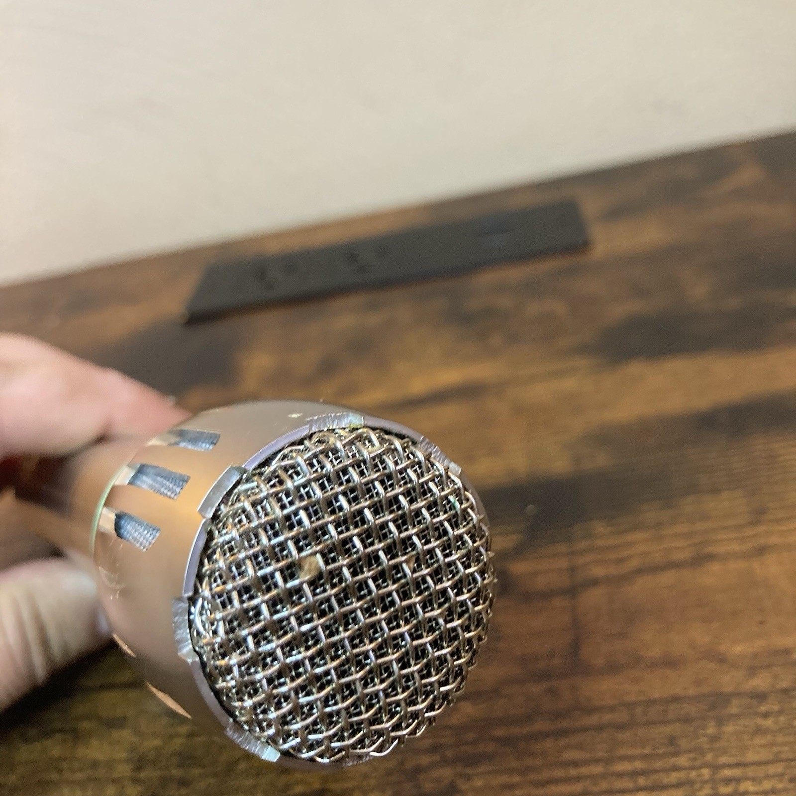 NAXA NX-982 DJ Karaoke Mic Unit Only Powers On Microphone