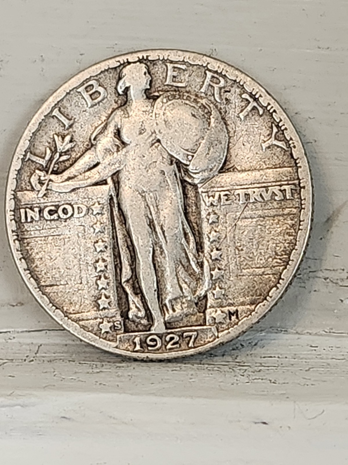 Very Fine 1927s Standing Liberty Quarter. Nice Details, Color, And Eye Appeal.