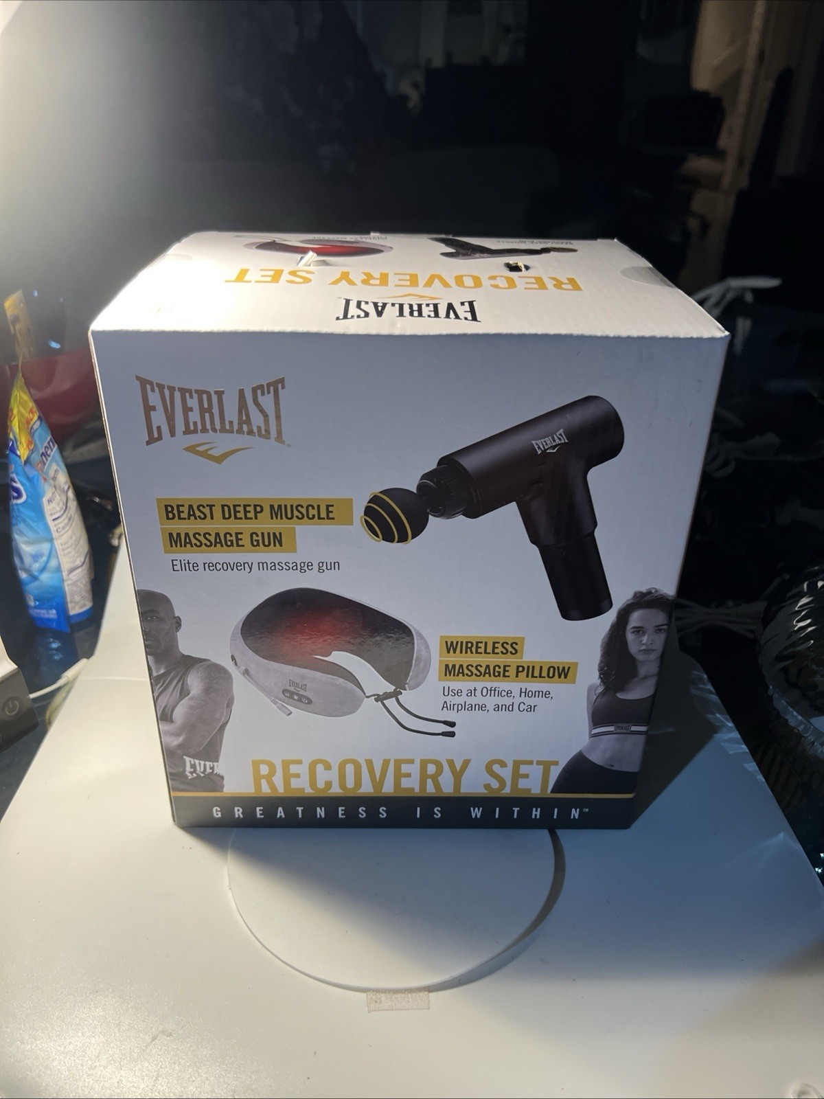Everlast Recovery Set Deep Muscle Massage Gun And Wireless Massage Pillow