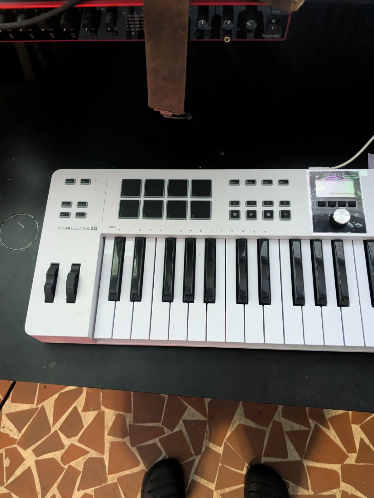 Arturia KeyLab Essential 49 49-Key USB MIDI Keyboard Controller White, Pads