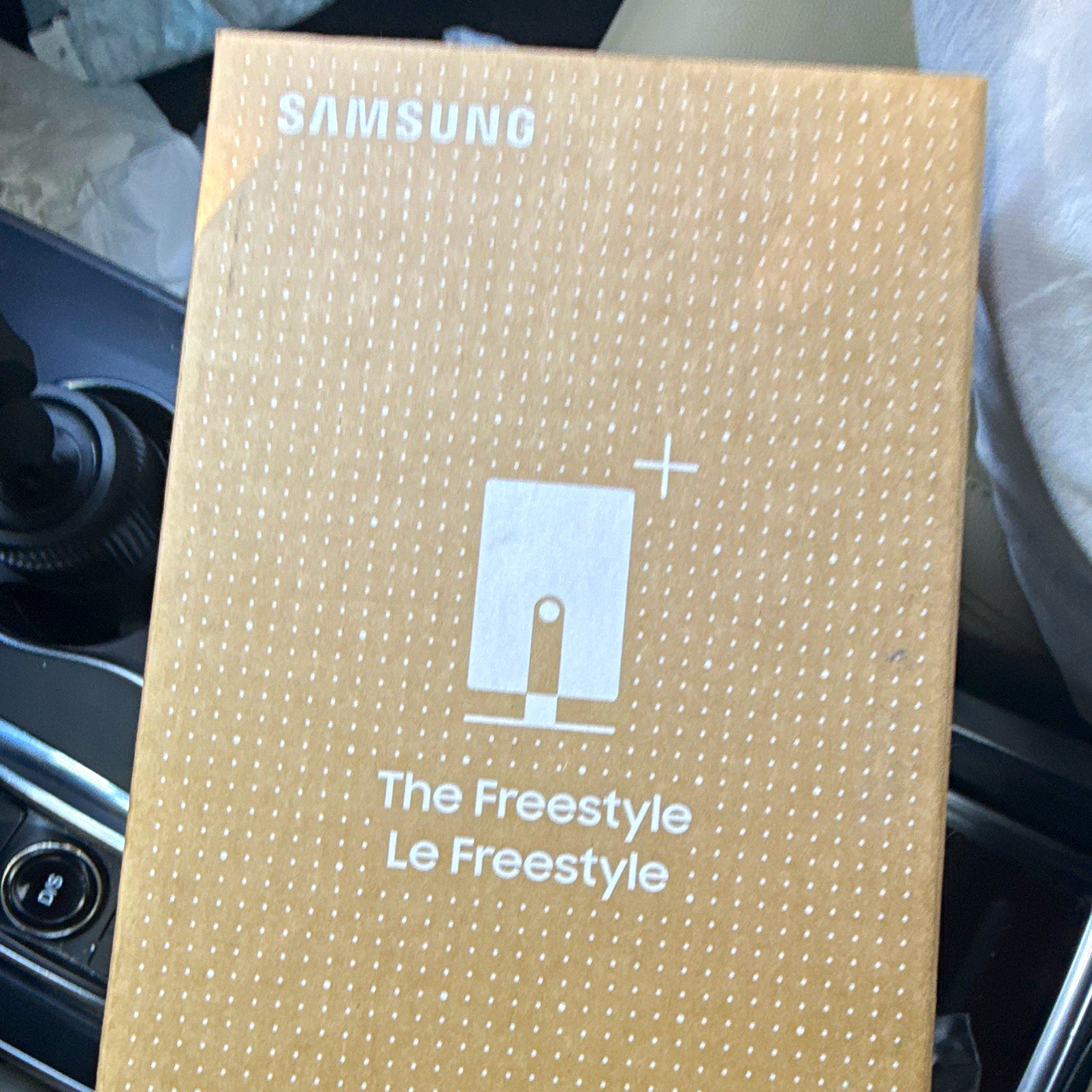 Samsung The Freestyle LPD Smart Projector SP-LFF3CLAX 1080p Portable Beige