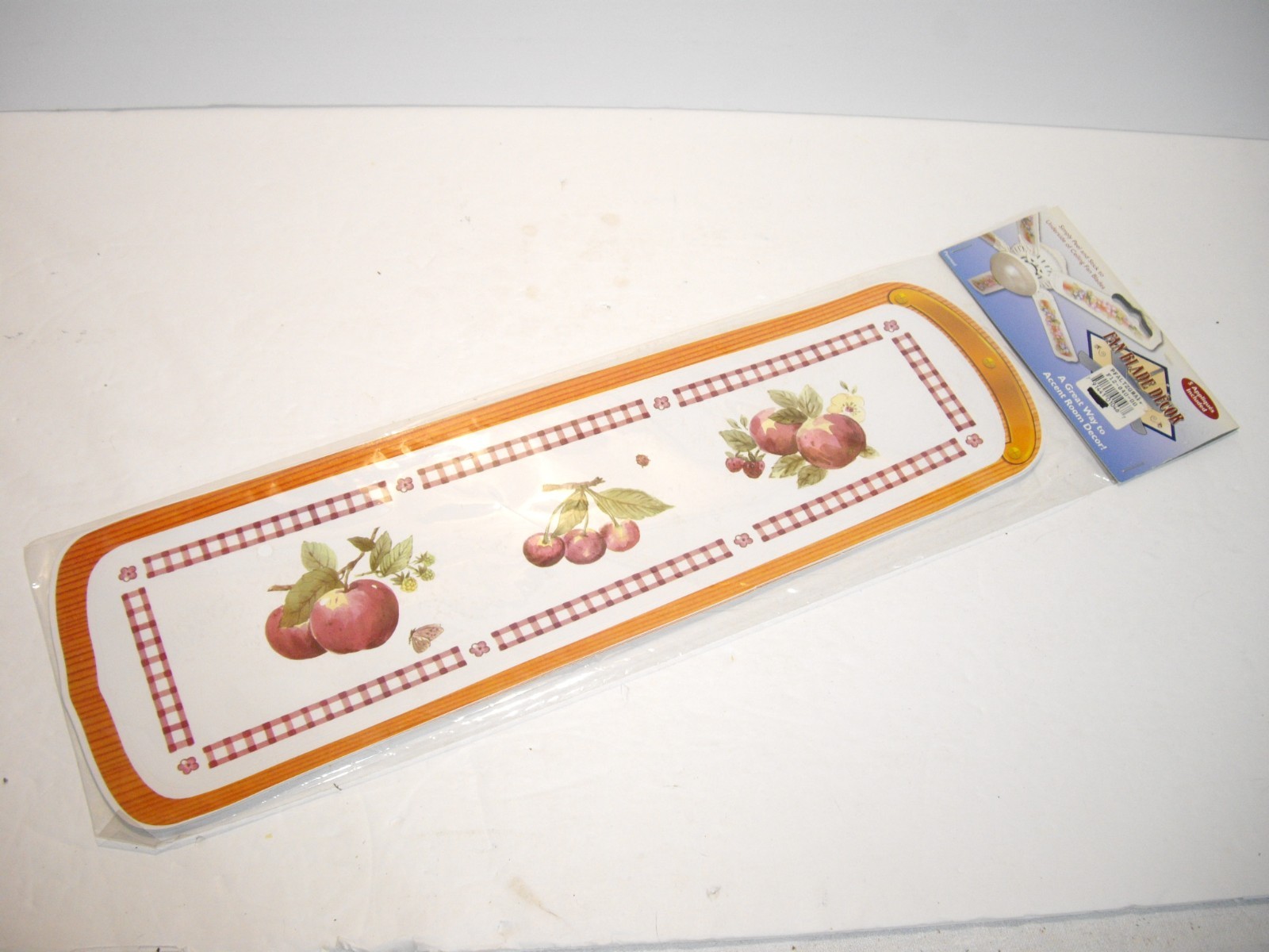 2005 Pfaltzgraff Delicious Ceiling Fan Blade Appliques New in Pack Spinshades