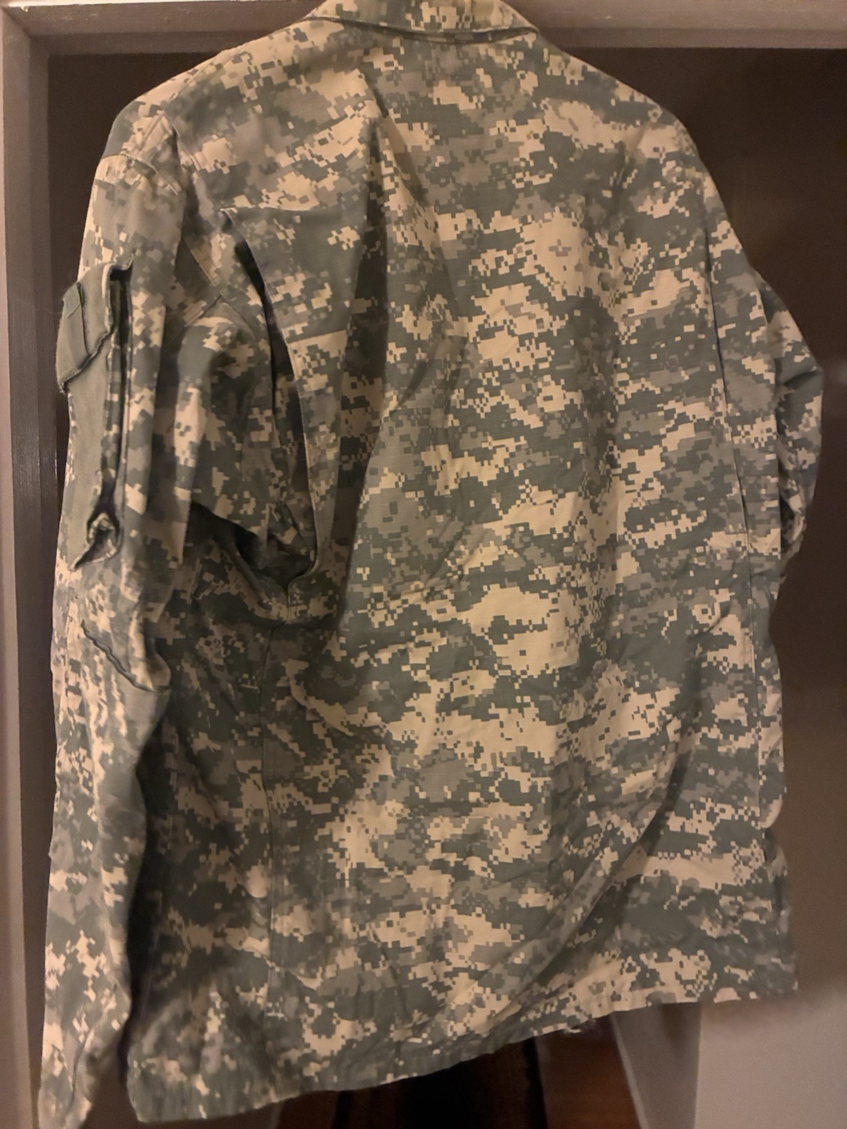 army combat uniform size small jacket