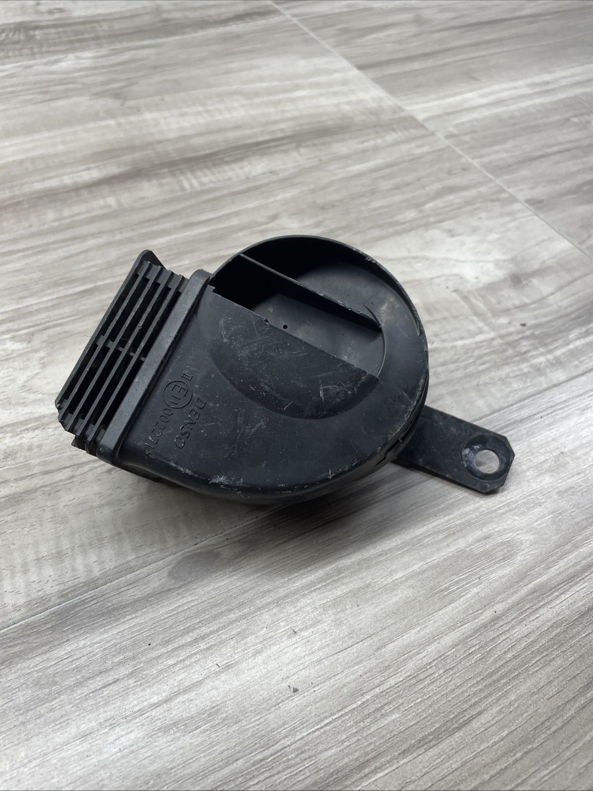 INFINITI JX35 QX60 RIGHT SIDE HIGH NOTE TONE HORN SIGNAL OEM 2013 - 2020 ??