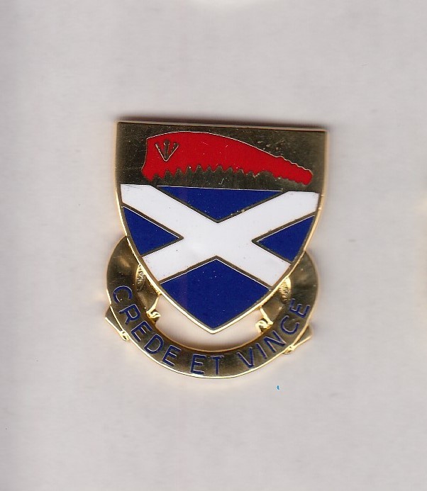 US ARMY 200th INFANTRY REGIMENT crest DUI badge c/b clutchback G-23