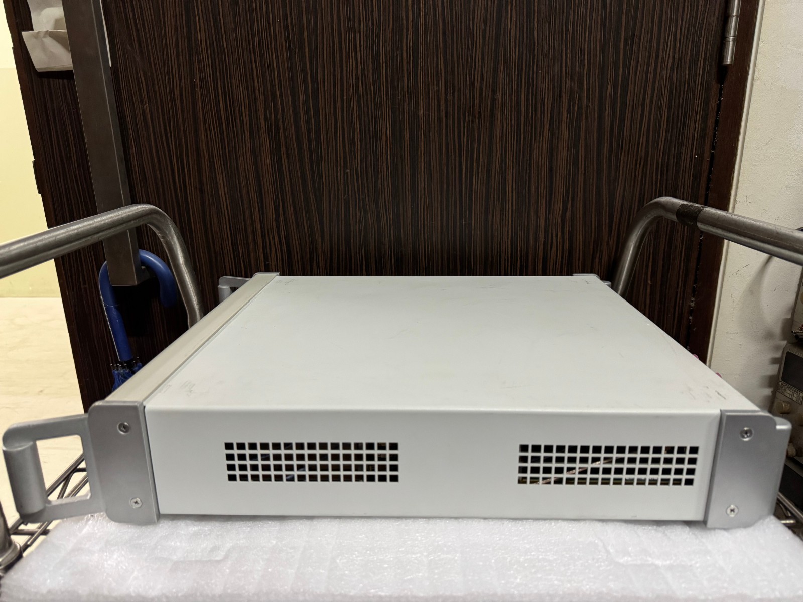 LitePoint IQ2010 Connectivity Test System