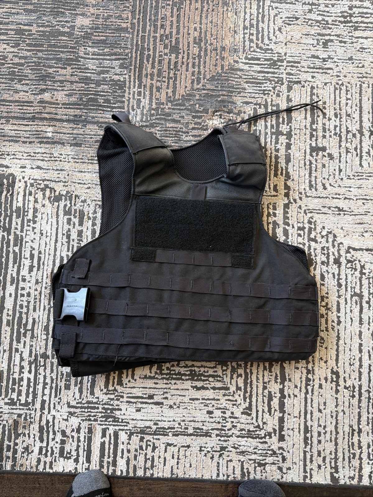 S.O. Tech Outter Carrier Vest Black Size Small New Without Tags