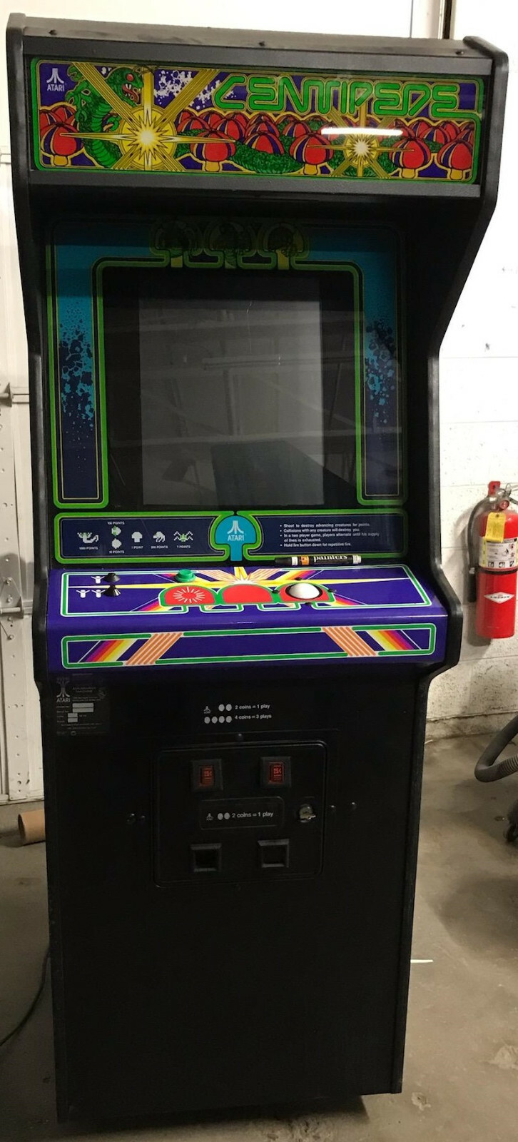 CENTIPEDE ARCADE MACHINE by ATARI (Excellent Condition) *RARE*