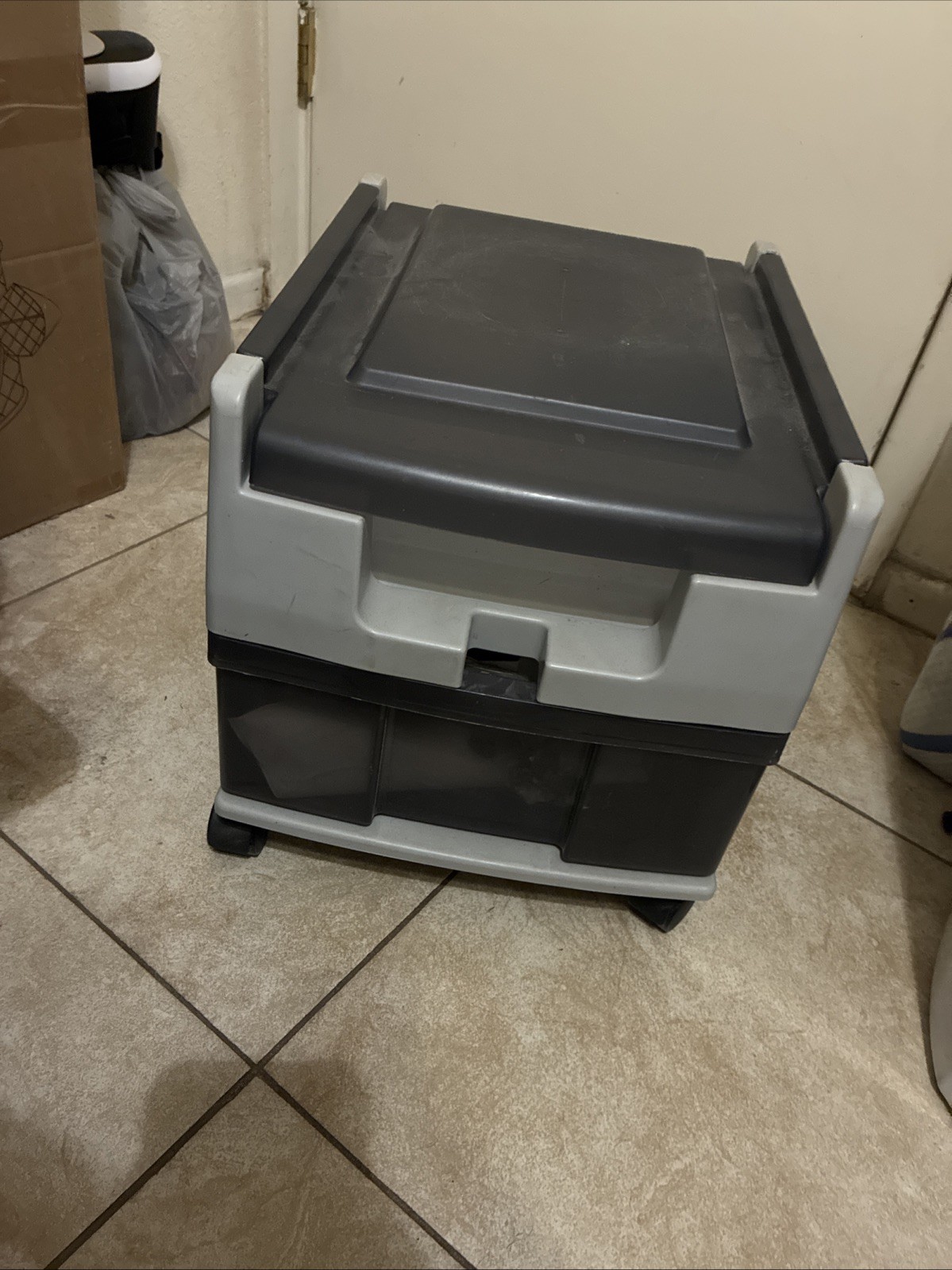 Iris TG-47 Video Game Storage Bin Rolling Cart Caddy Nintendo Playstation N64