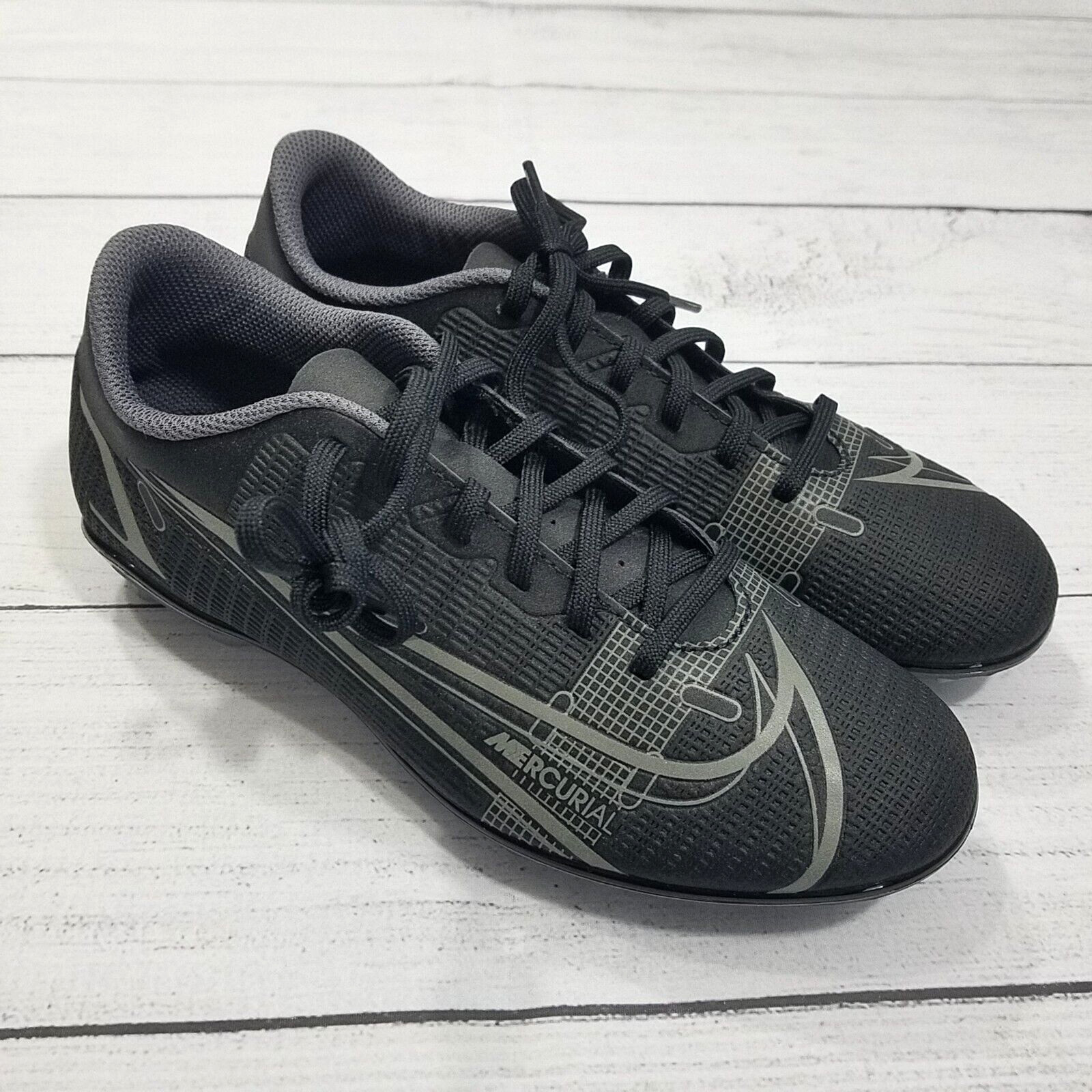 Nike Vapor Club 14 FG/MG Soccer Cleats Mens Size 5 Black/Grey CU5692-004