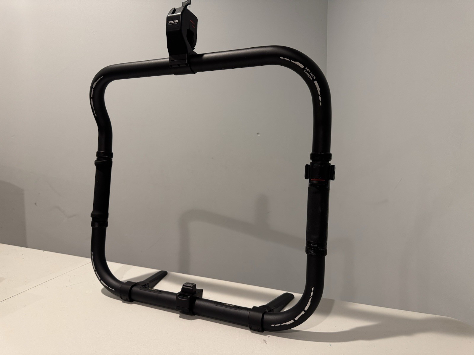 Tilta Basic Ring Grip Plus Frame + Dual-Channel Wireless Lens Control Handle Kit