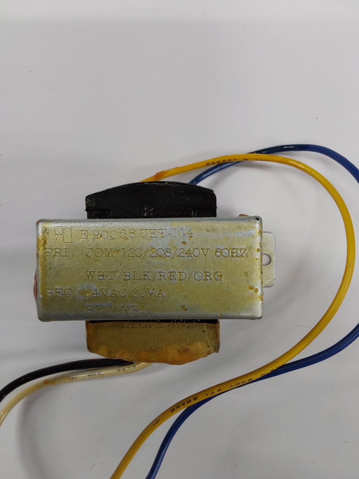 Universal Enterprises UET-114 Transformer E90068 New