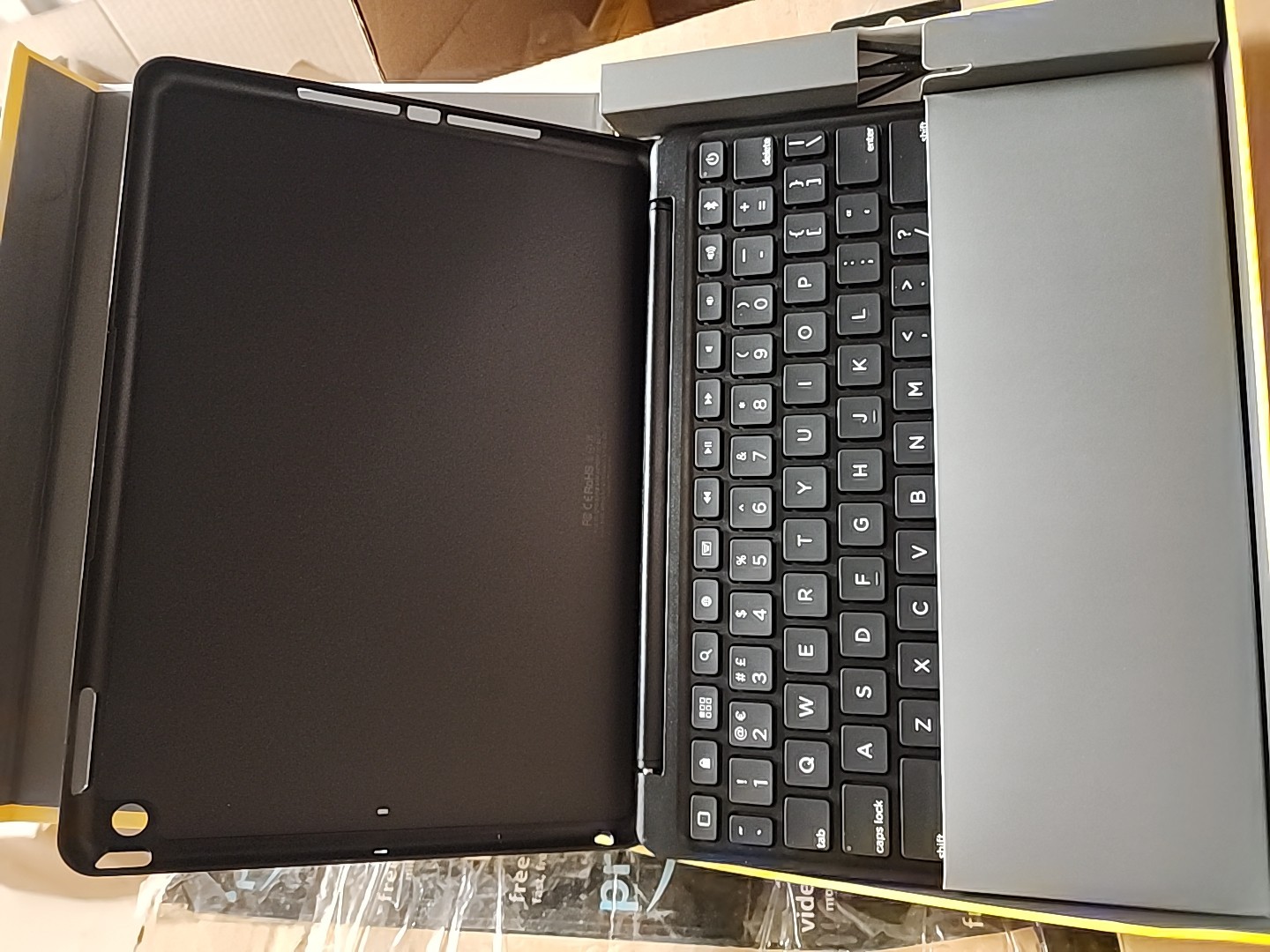 ZAGG Folio Wireless Keyboard Case for iPad 9.7" (5th/6th Gen) Bluetooth Open Box